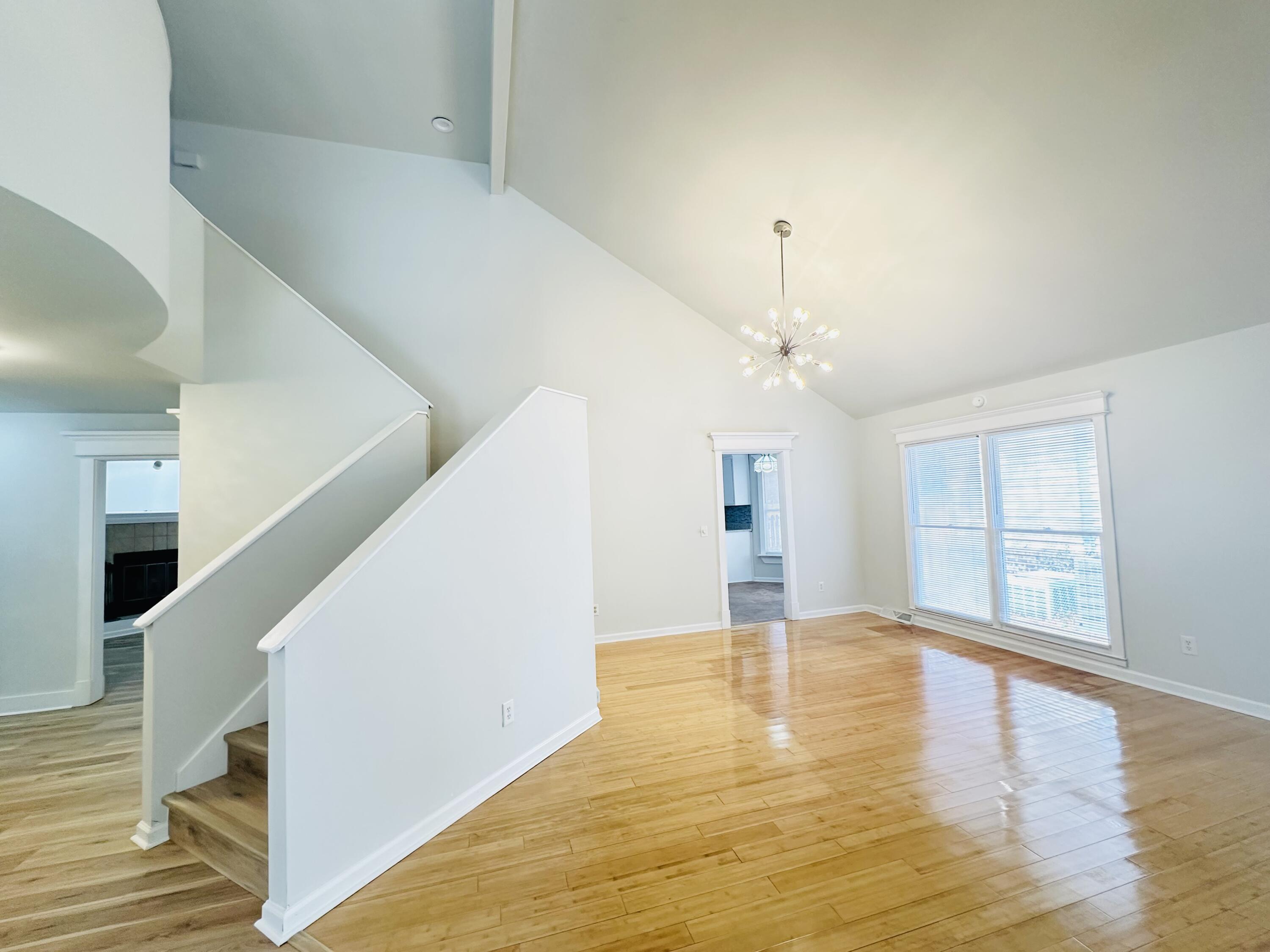 Property image 3 of 112 Mansfield Boulevard in Archdale, North Charleston, SC 29418