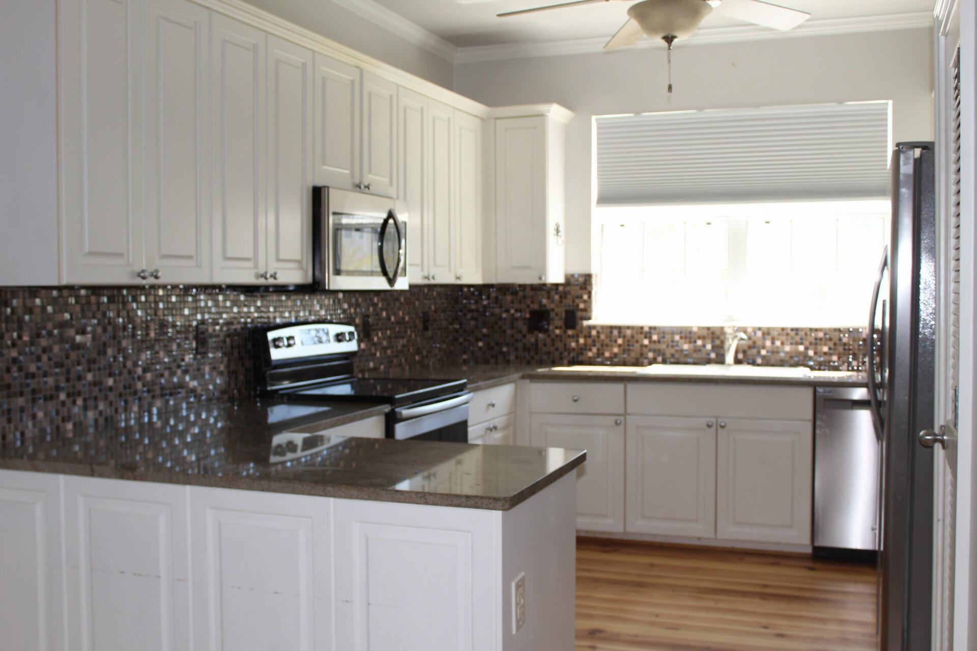 Property image 4 of 4527 Great Oak Drive in Ashley River Commons, North Charleston, SC 29418