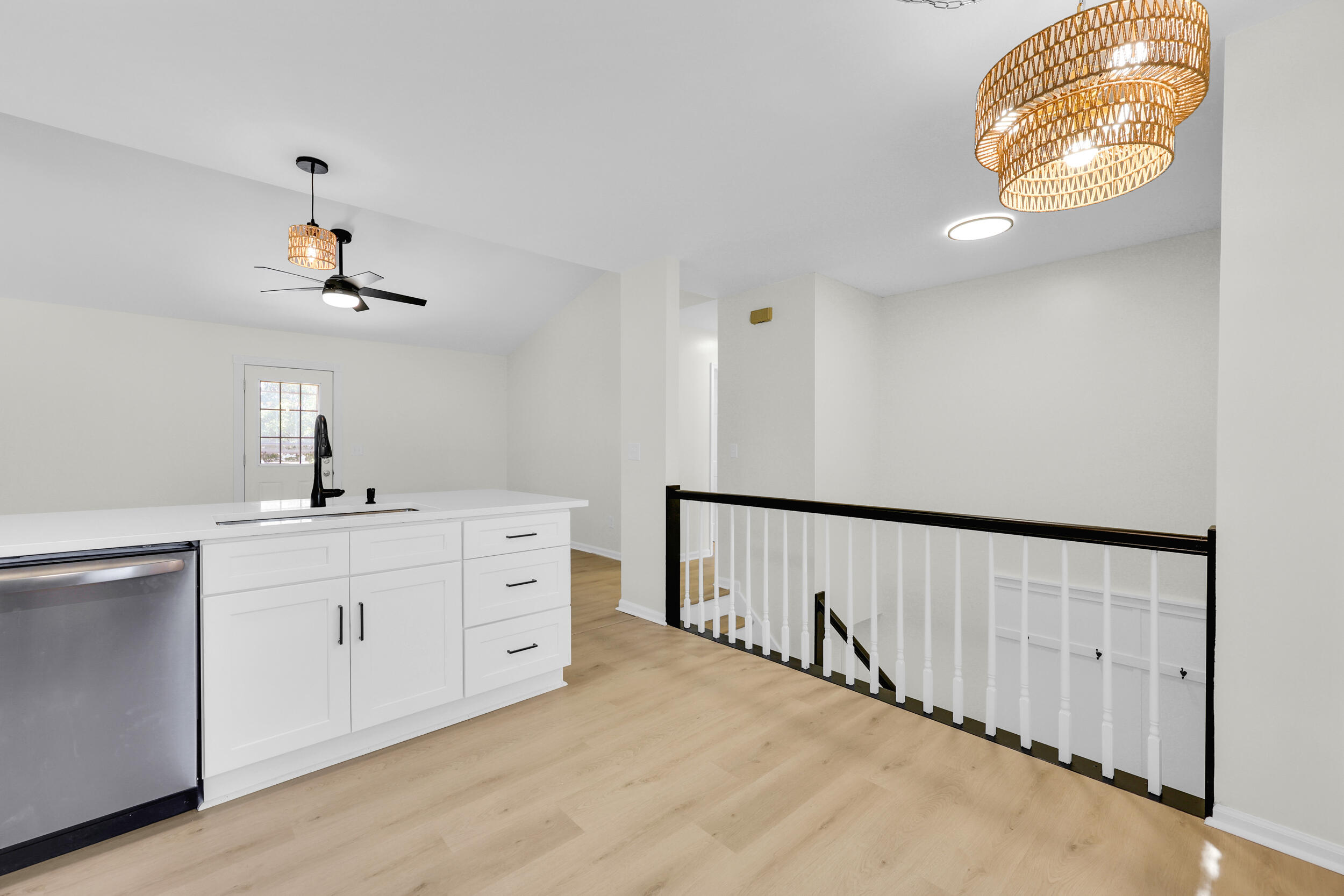 Property image 5 of 117 Totem Court in Sangaree, Summerville, SC 29486