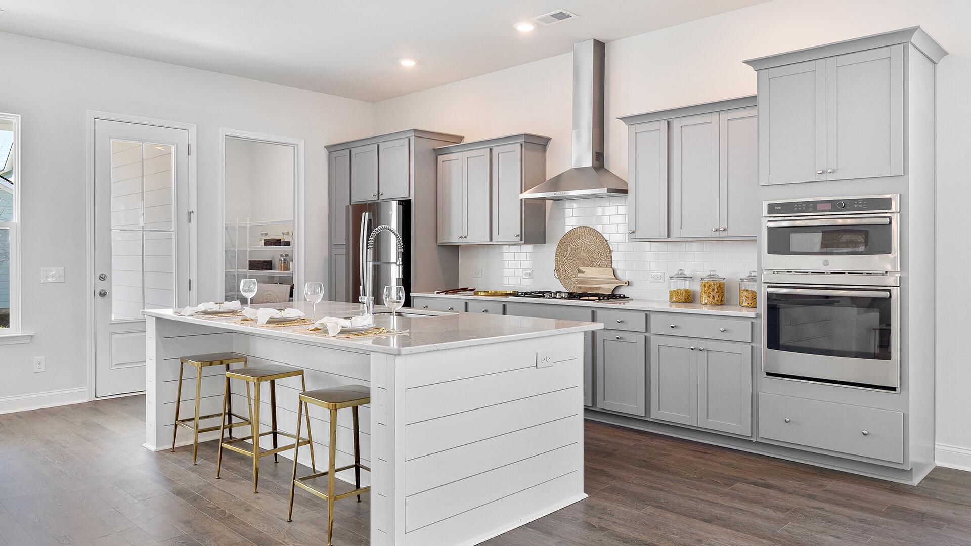 Property image 3 of 200 Maritime Way in Summers Corner, Summerville, SC 29485