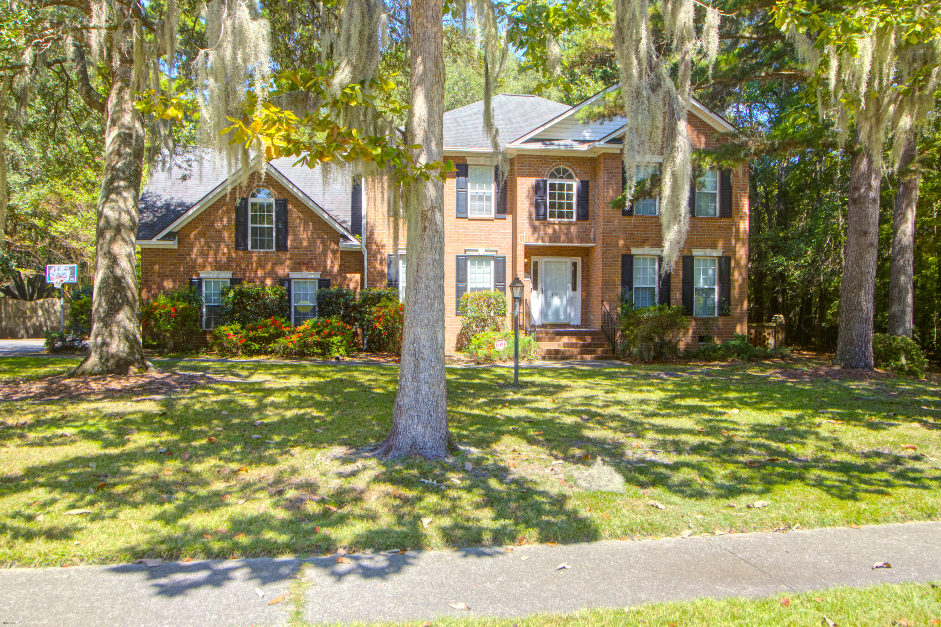 Property image 3 of 100 Iken Circle in Crowfield Plantation, Goose Creek, SC 29445