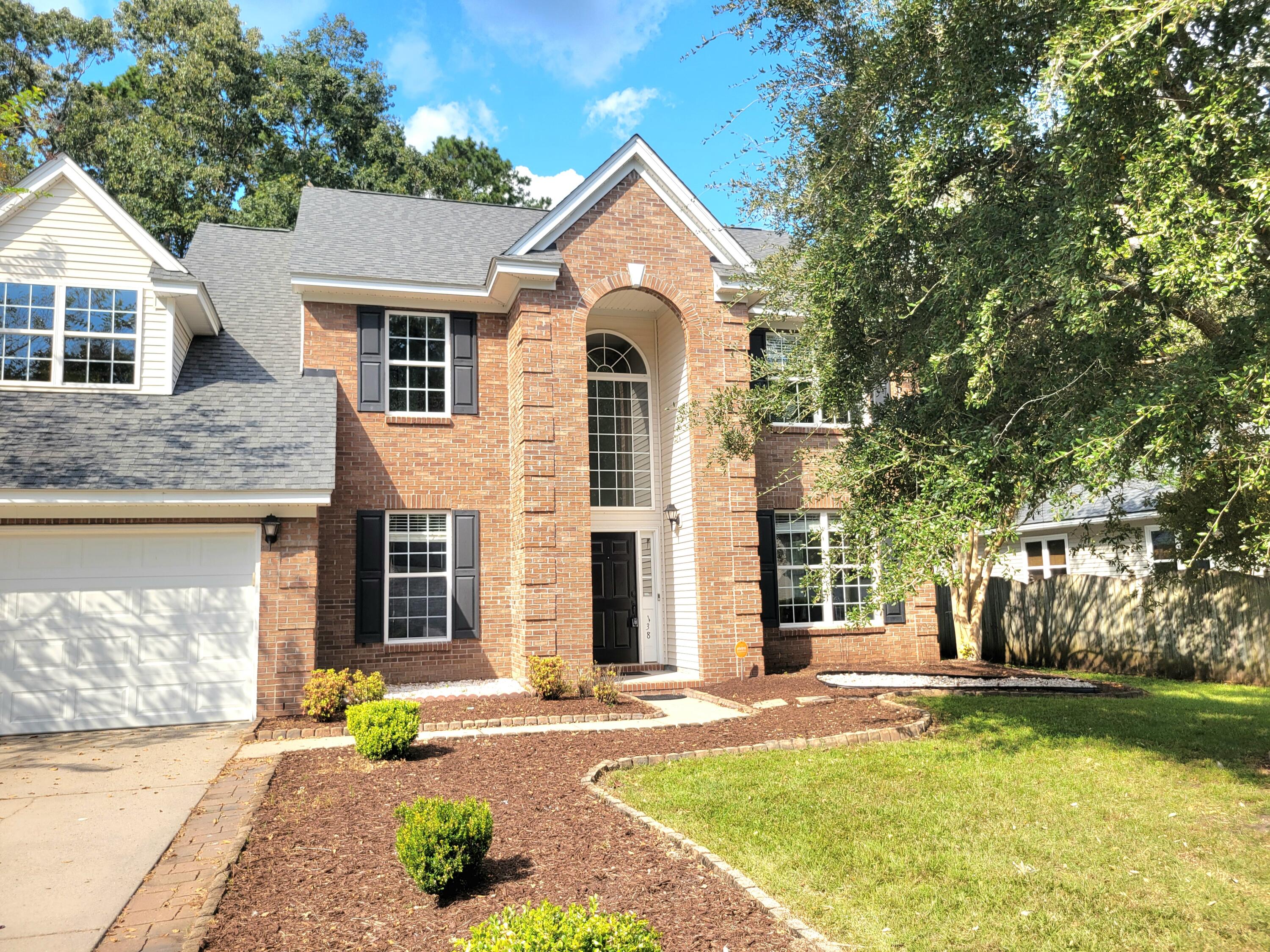 Property image 2 of 138 Oakbluff Road in Bridges of Summerville, Summerville, SC 29485