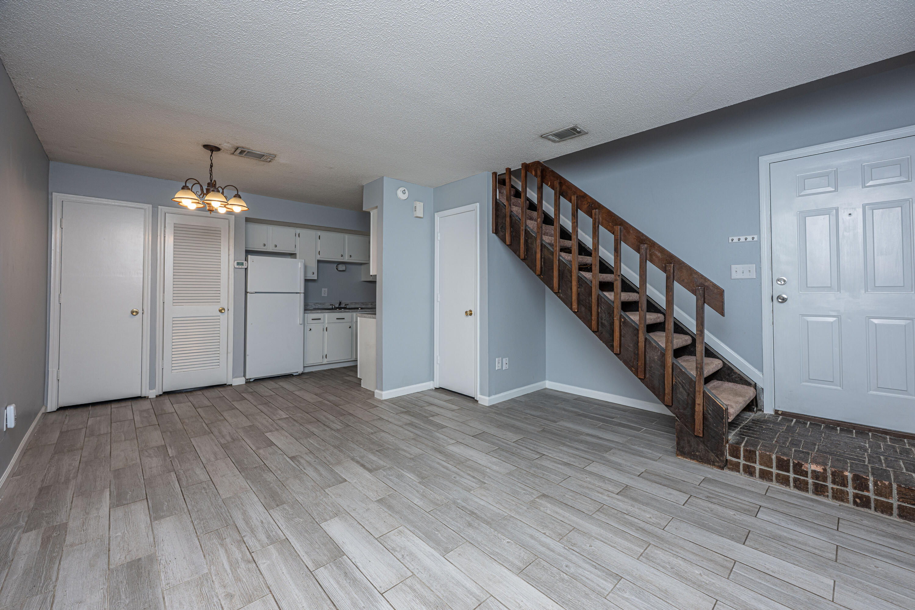 Property image 2 of 2494 Etiwan Avenue 10h in Melrose Park Townhomes, Charleston, SC 29414