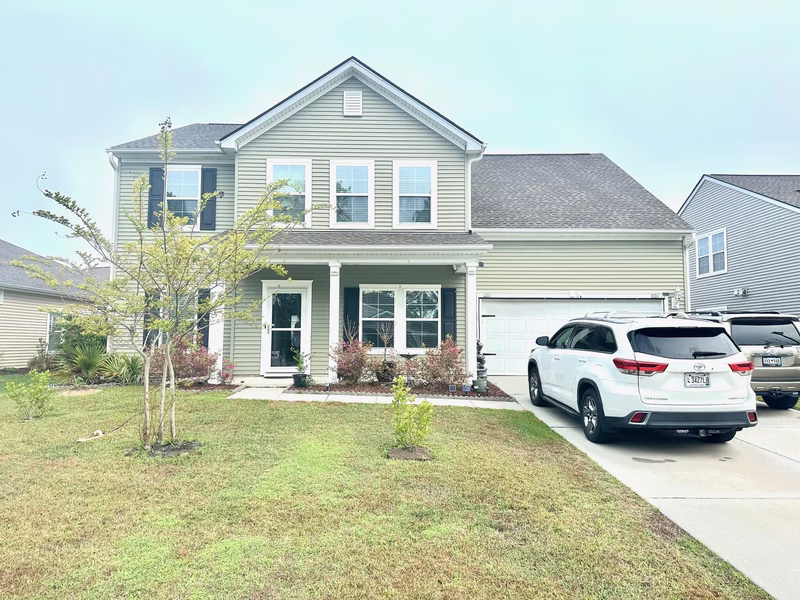 Liberty Village, Goose Creek Community