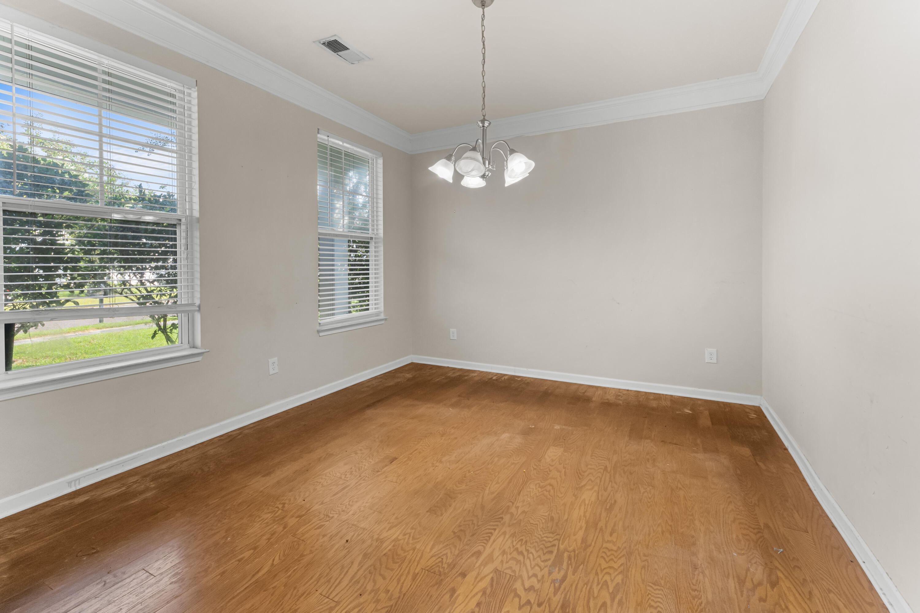 Property image 3 of 335 Sanctuary Park Drive in Cane Bay Plantation, Summerville, SC 29486