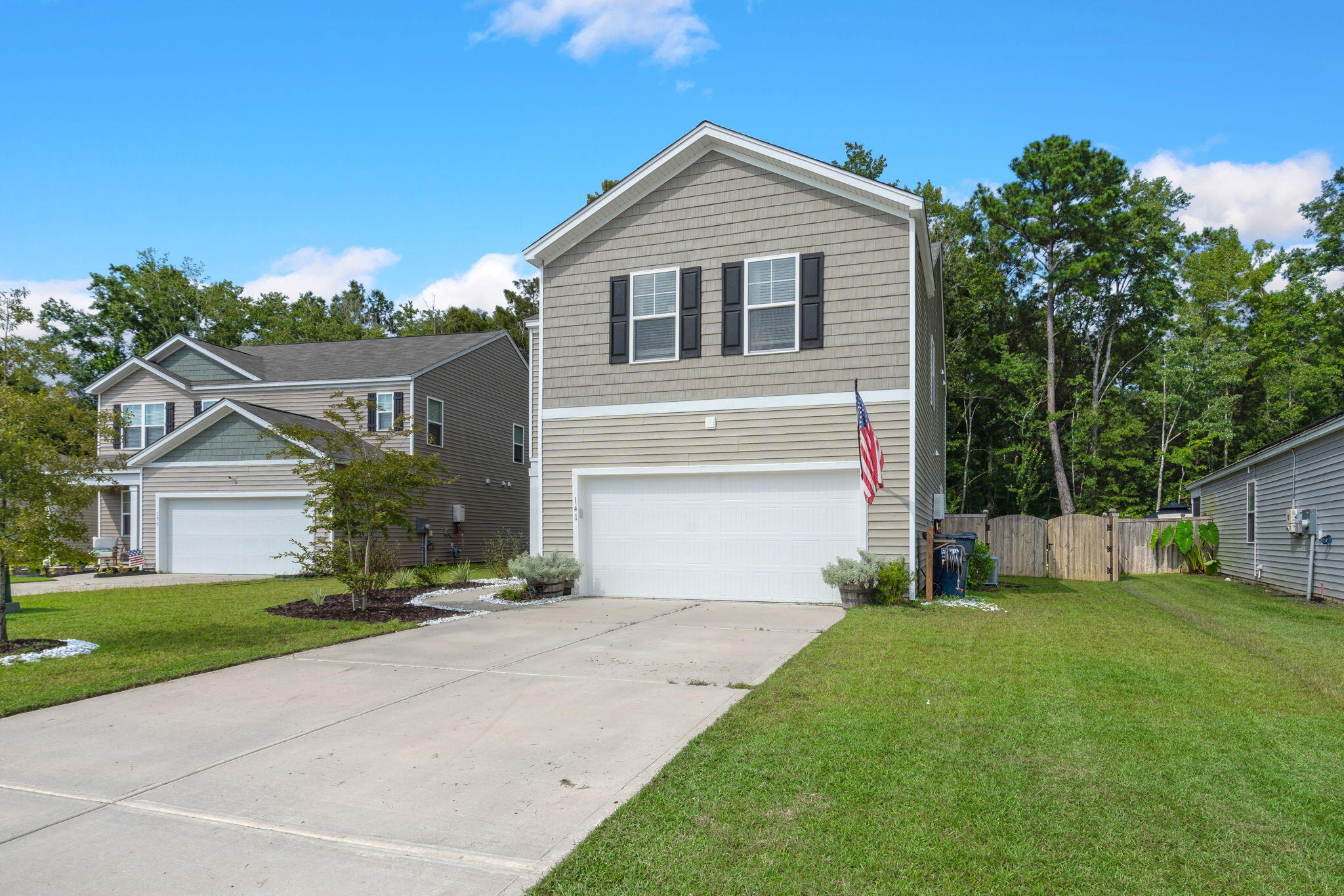 Property image 2 of 141 Lagoona Dr in Mallard Crossing, Summerville, SC 29483