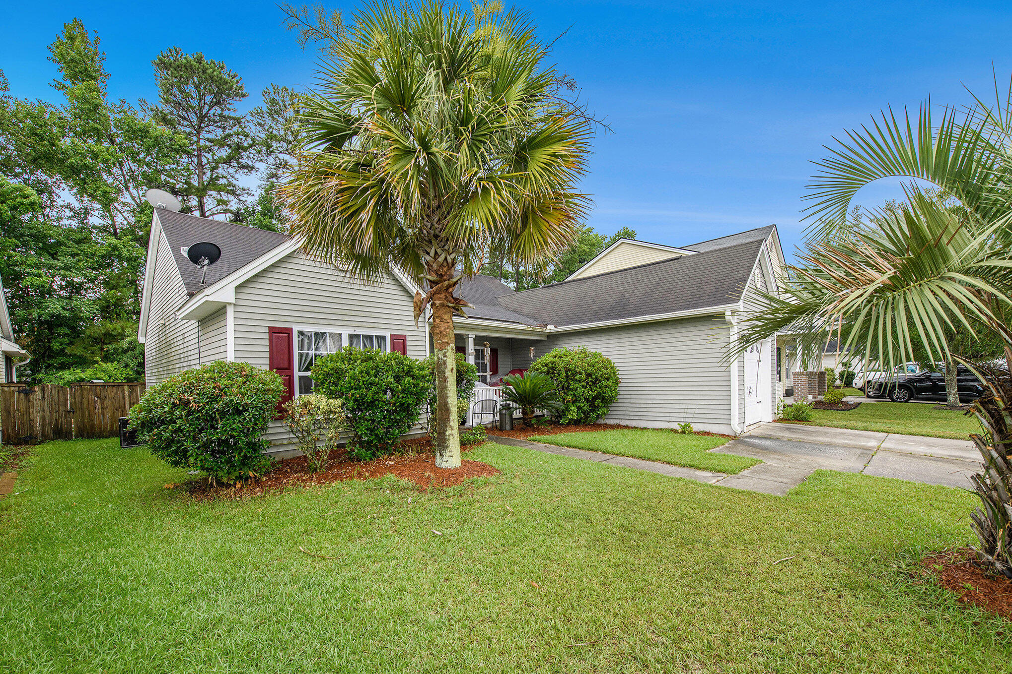 Property image 5 of 270 Avonshire Drive in Weatherstone, Summerville, SC 29483