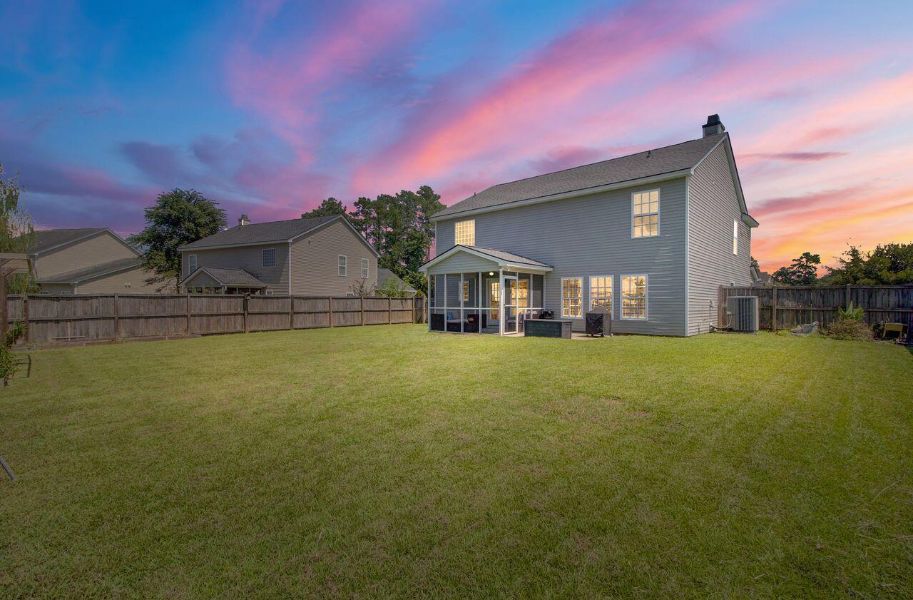 Property image 2 of 261 Clayburne Drive in Liberty Hall Plantation, Goose Creek, SC 29445