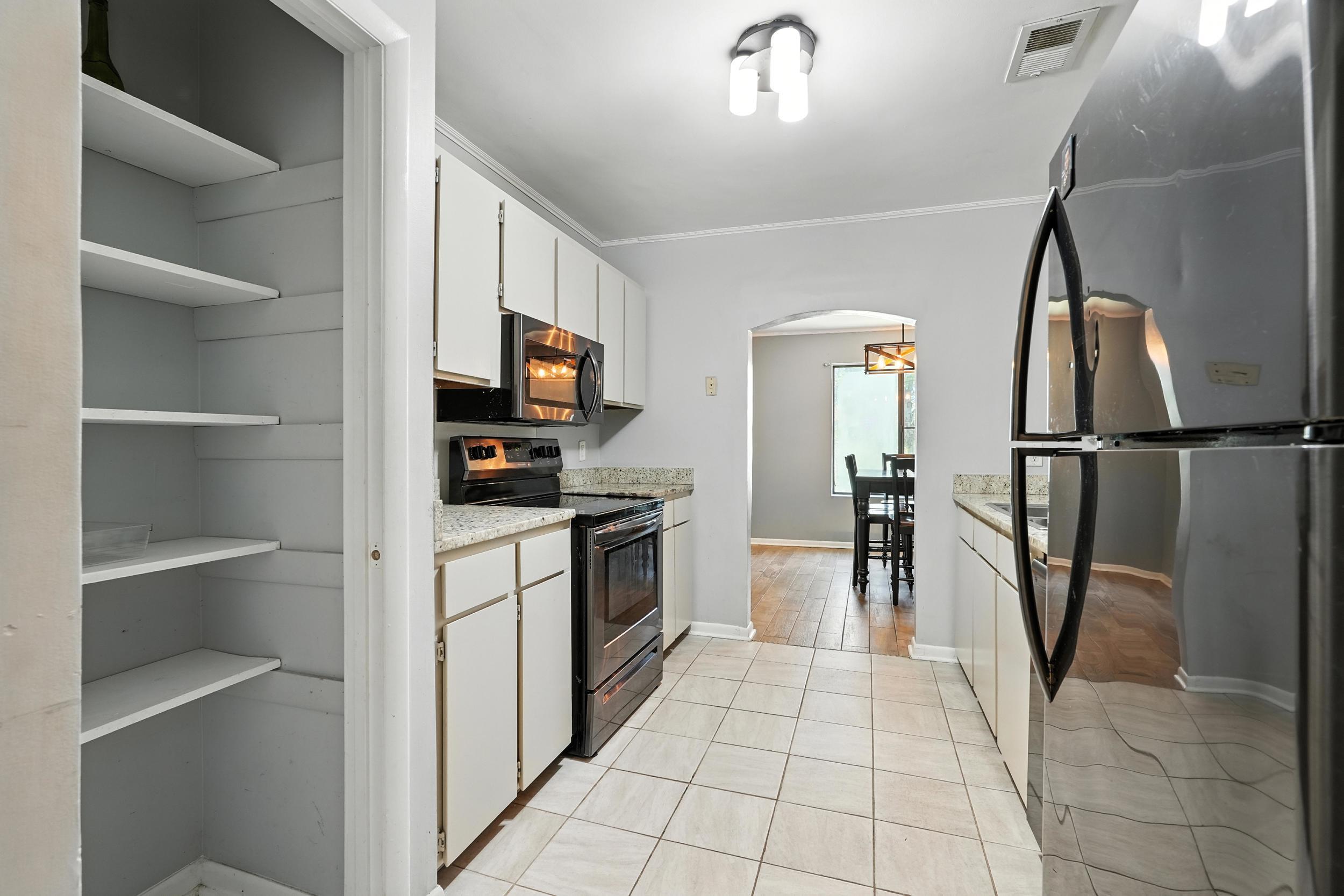 Property image 3 of 607 Greencastle Drive in Greenslake Condominiums, Goose Creek, SC 29445