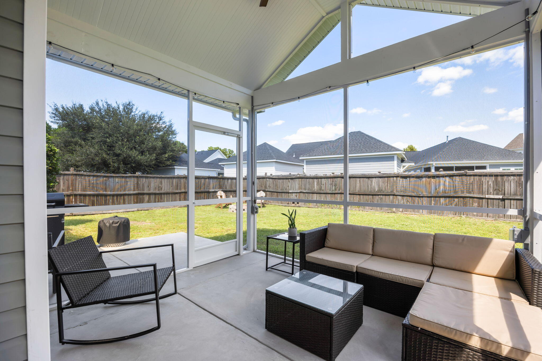 Property image 2 of 1158 Startrail Lane in Summertrees, Johns Island, SC 29455