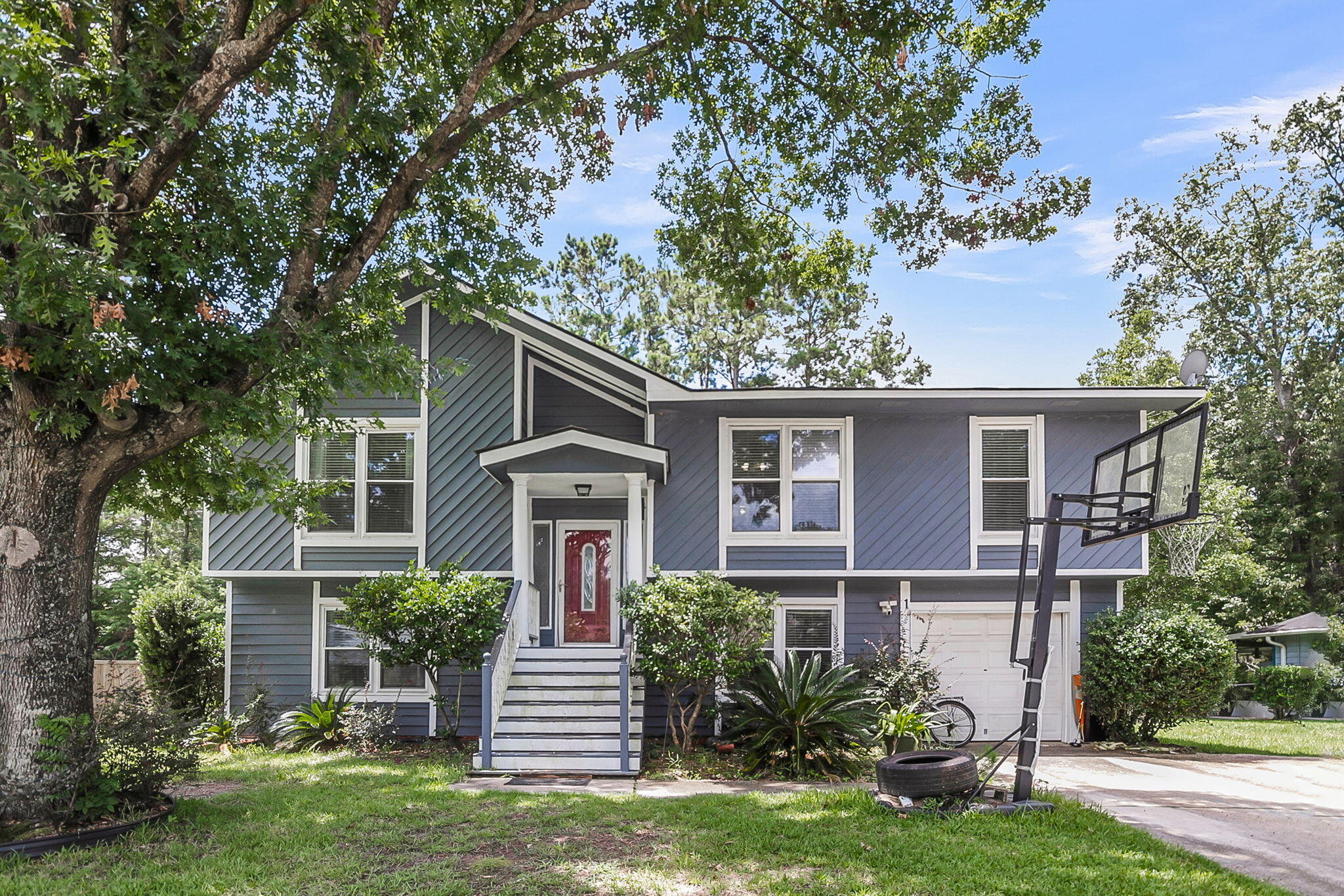 Property image 3 of 1784 Banbury Road in Forest Lakes, Charleston, SC 29414