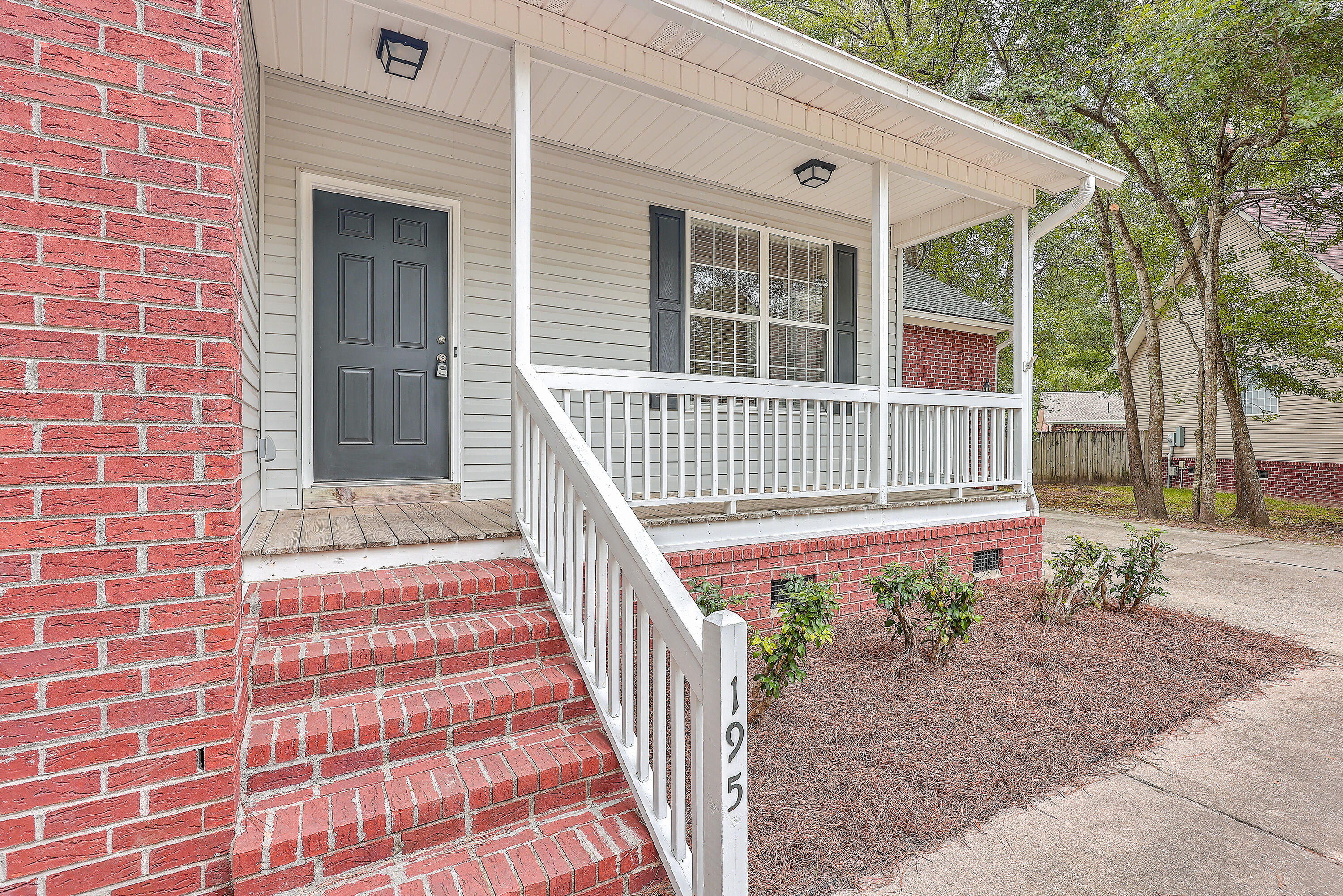 Property image 4 of 195 Fox Squirrel Run in South Pointe, Summerville, SC 29483
