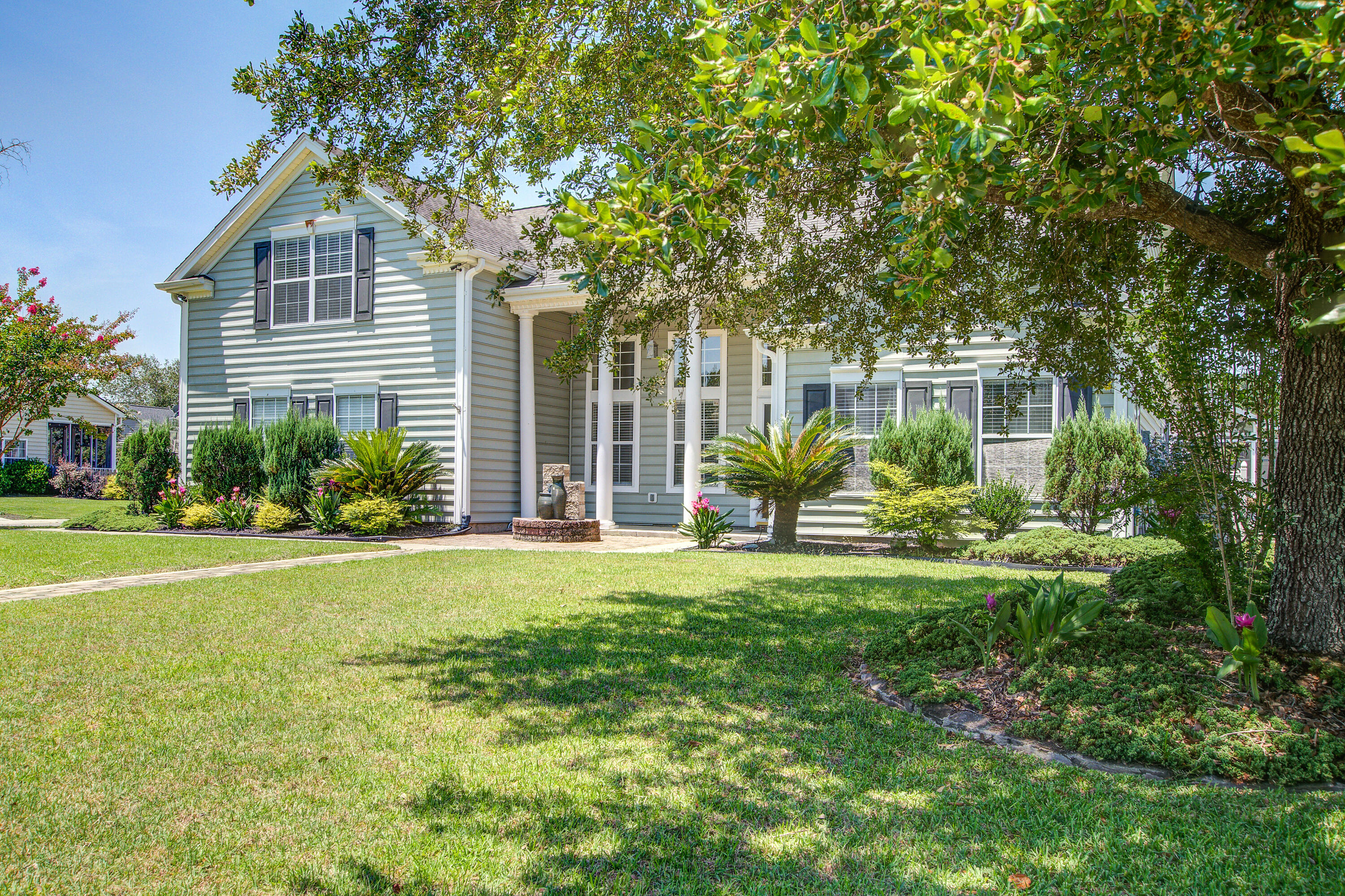 Property image 3 of 100 Cottage Path Lane in Legend Oaks Plantation, Summerville, SC 29485