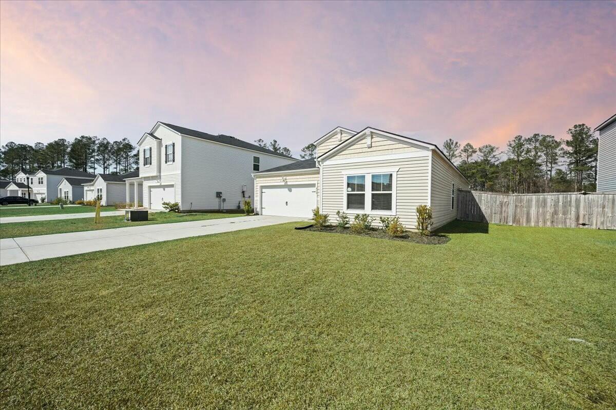 Property image 5 of 269 Firewheel Court in Cane Bay Plantation, Summerville, SC 29486