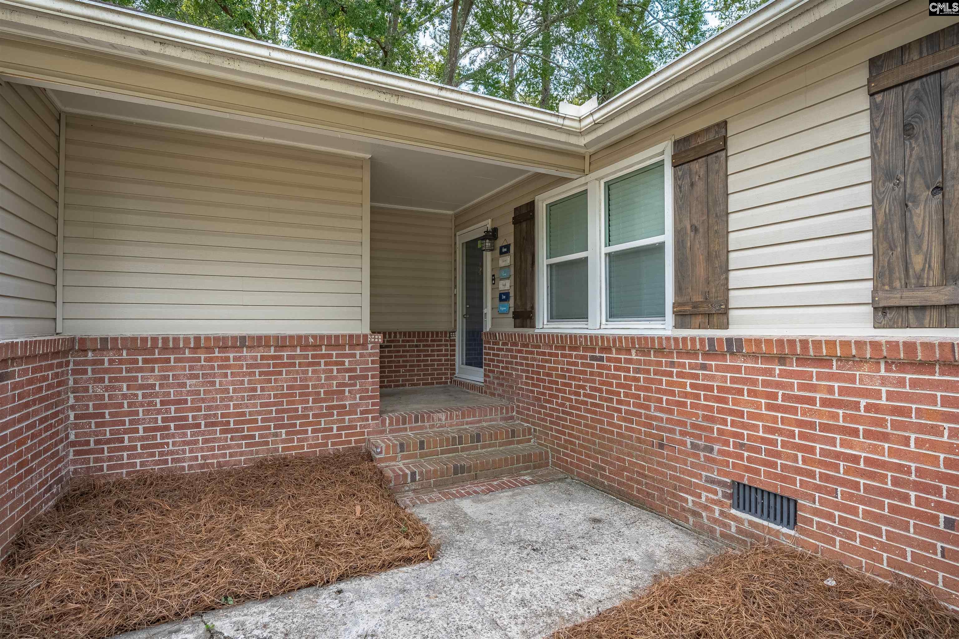Property image 2 of 219 N Royal Tower Drive in New Friarsgate, Irmo, SC 29063-2315