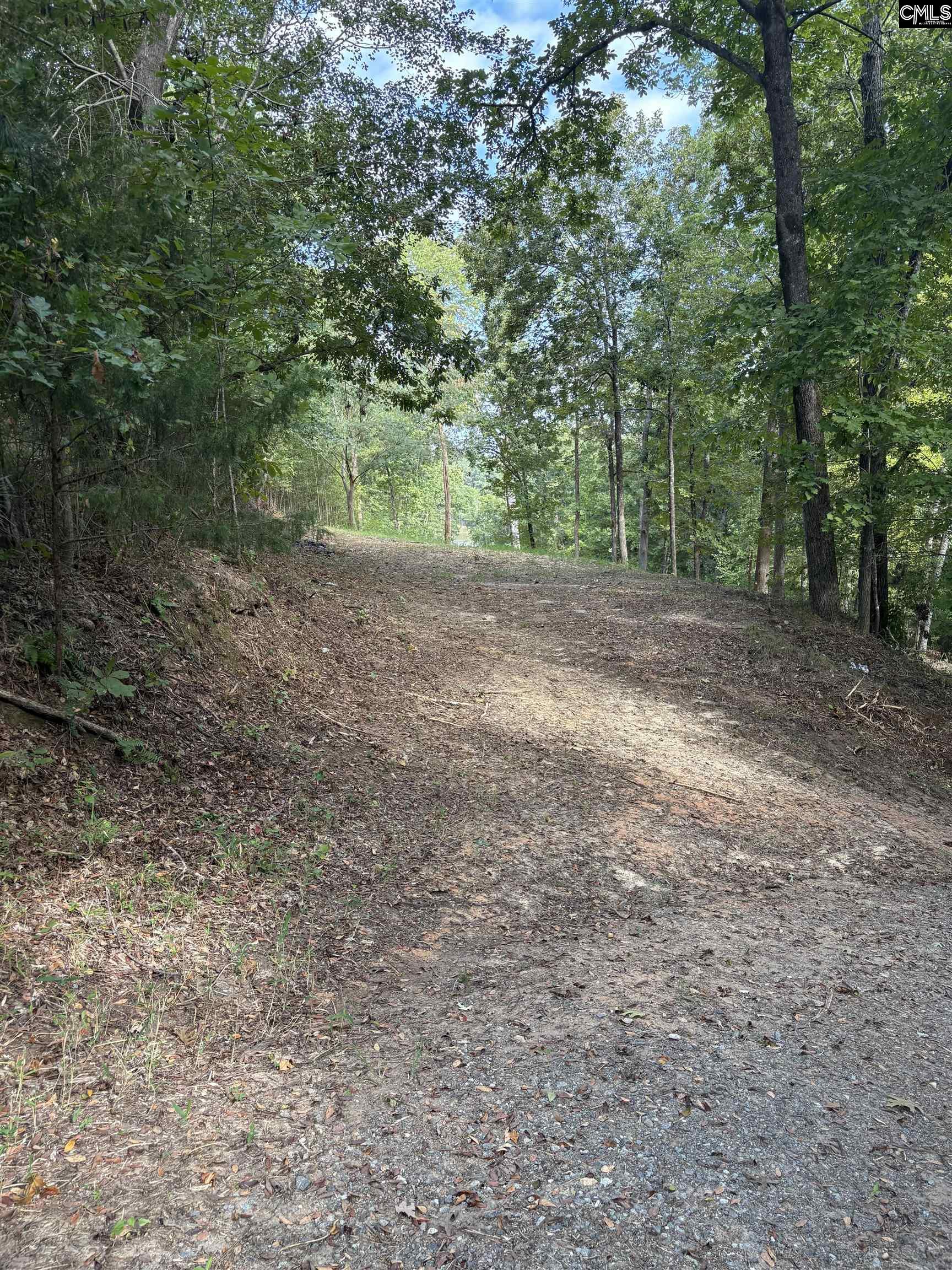 Property image 2 of 80 Valley 1 Drive in Lake Wateree, Ridgeway, SC 29180
