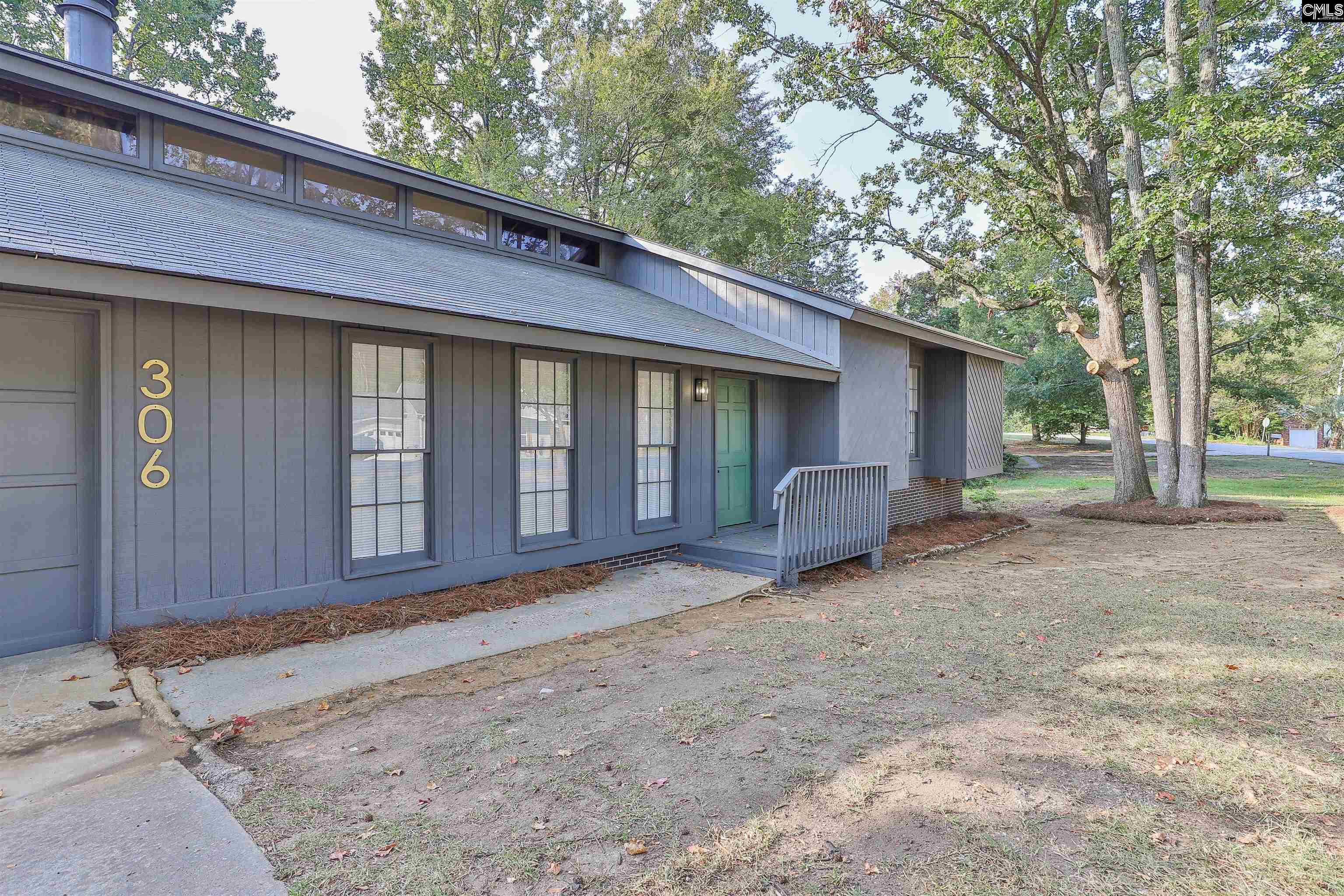 Property image 2 of 306 Serpentine Road in New Friarsgate, Irmo, SC 29063