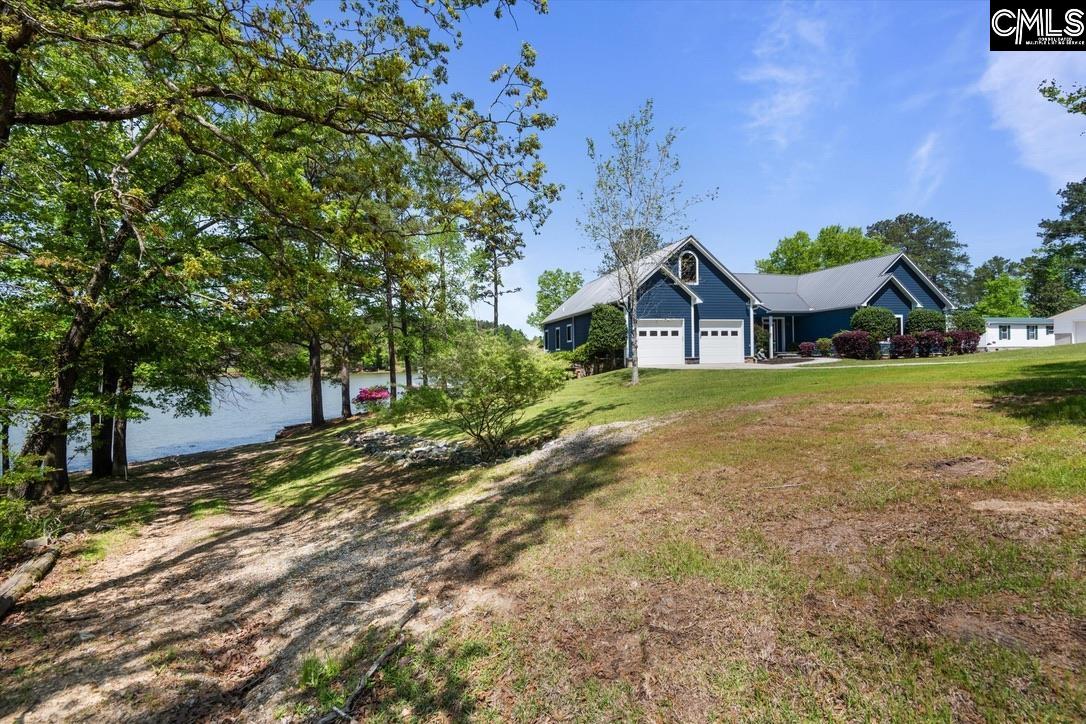Property image 3 of 213 Rocky Point Circle in Lake Wateree, Ridgeway, SC 29130