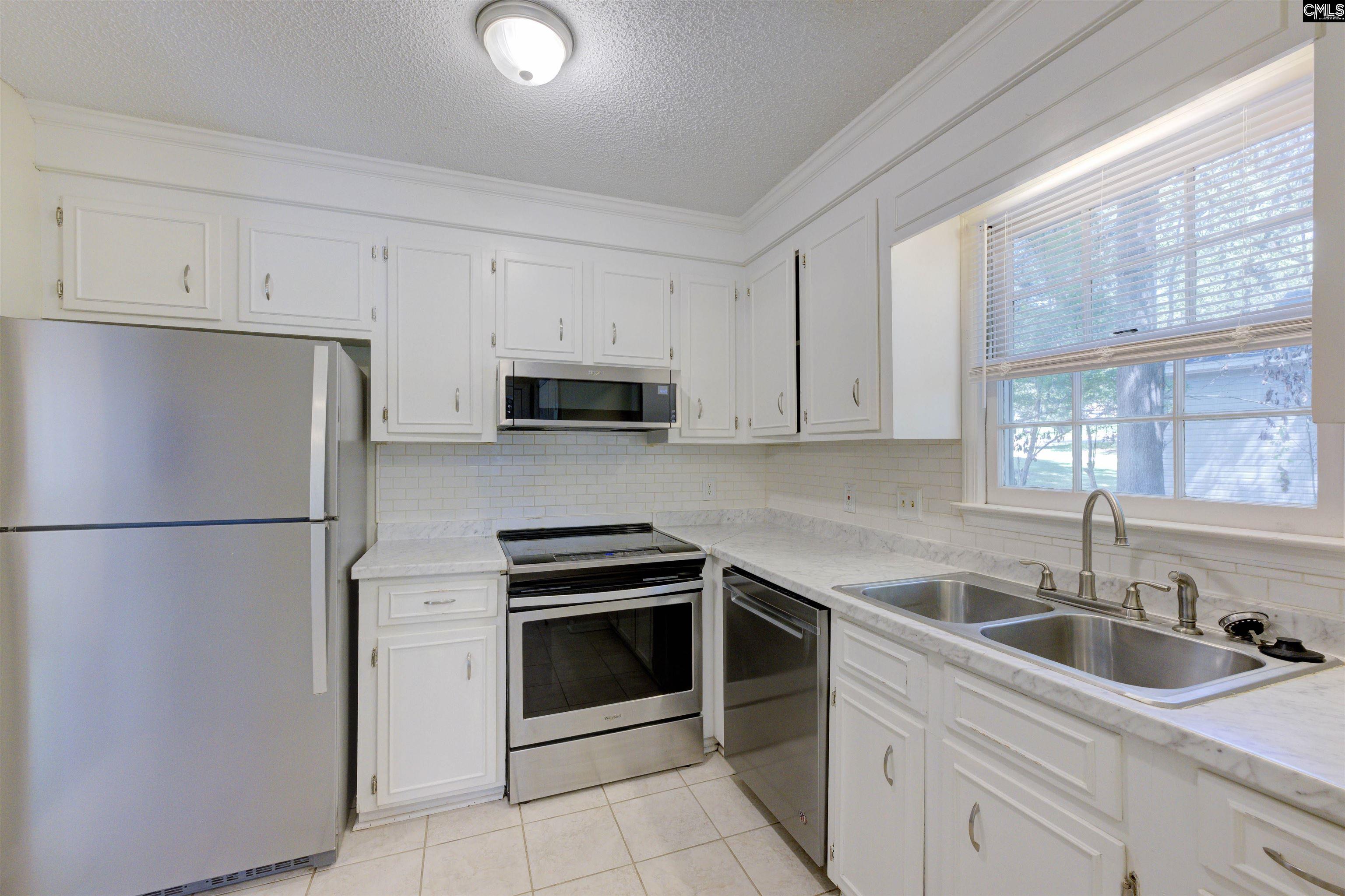 Property image 5 of 231 Holmsbury Road in New Friarsgate, Irmo, SC 29063