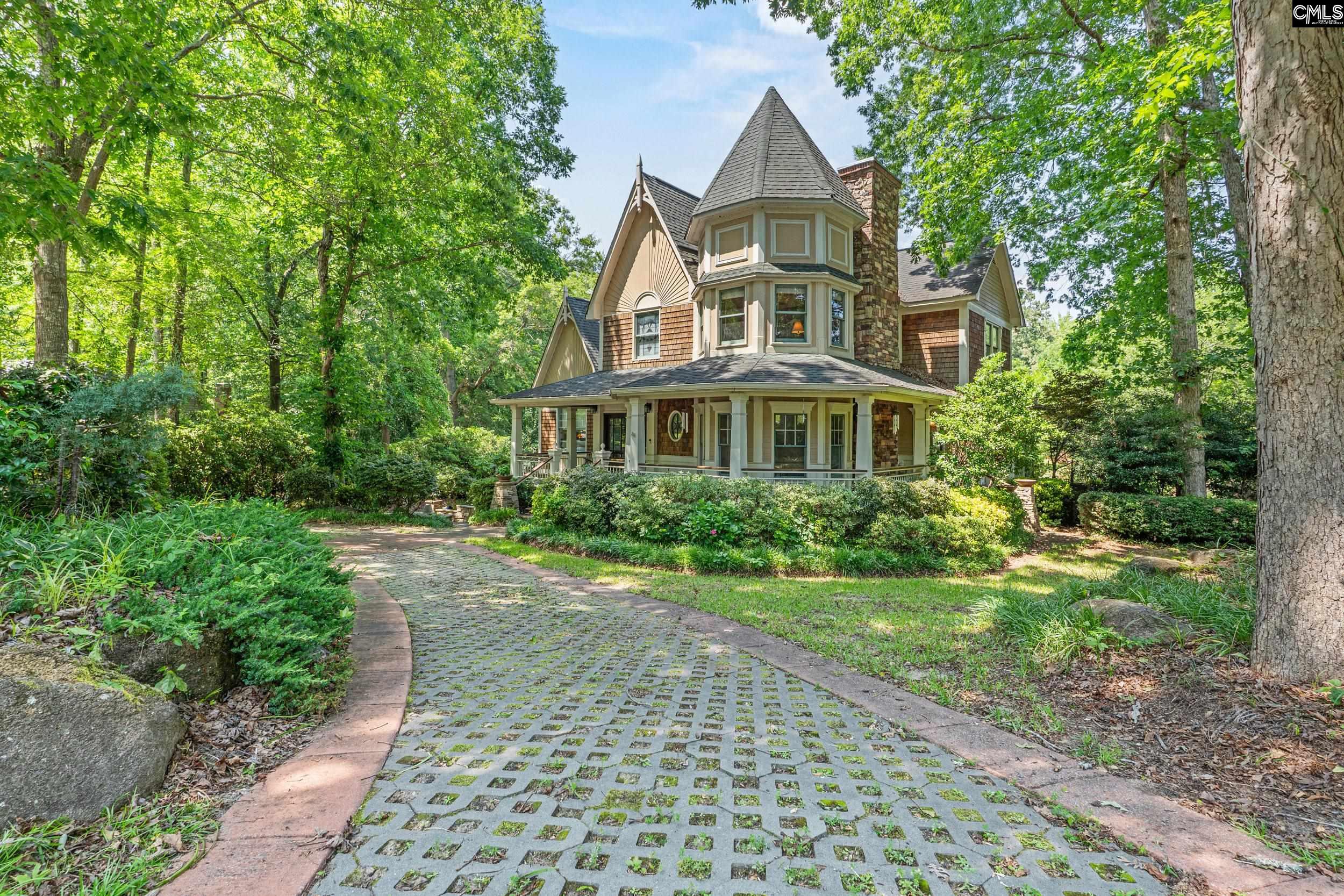 Property image 2 of 2225 Quail Hollow Court in Quail Hollow, West Columbia, SC 29169
