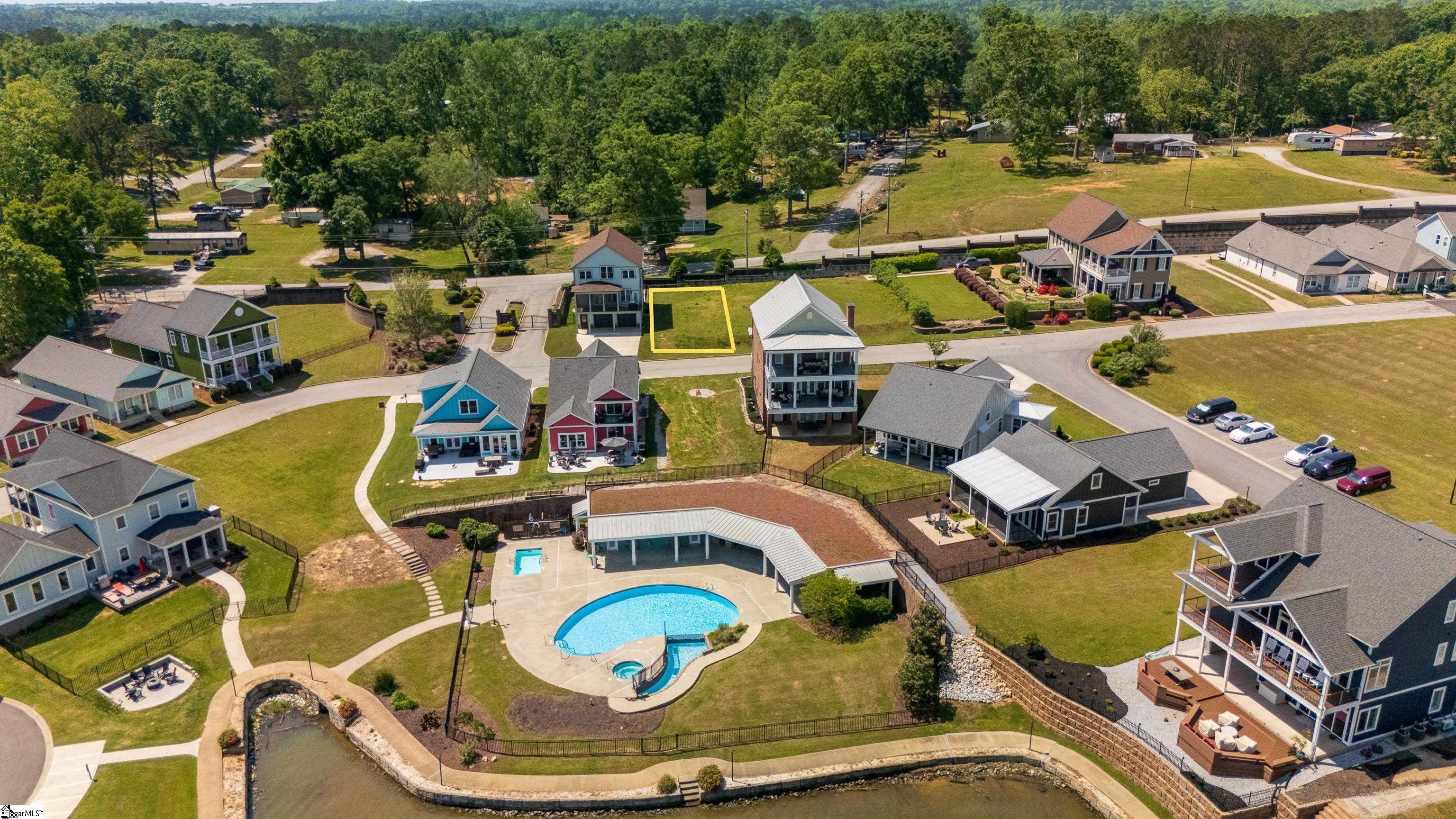 Property image 3 of 203 Indigo Way in Palmetto Crossing, Greenwood, SC 29649