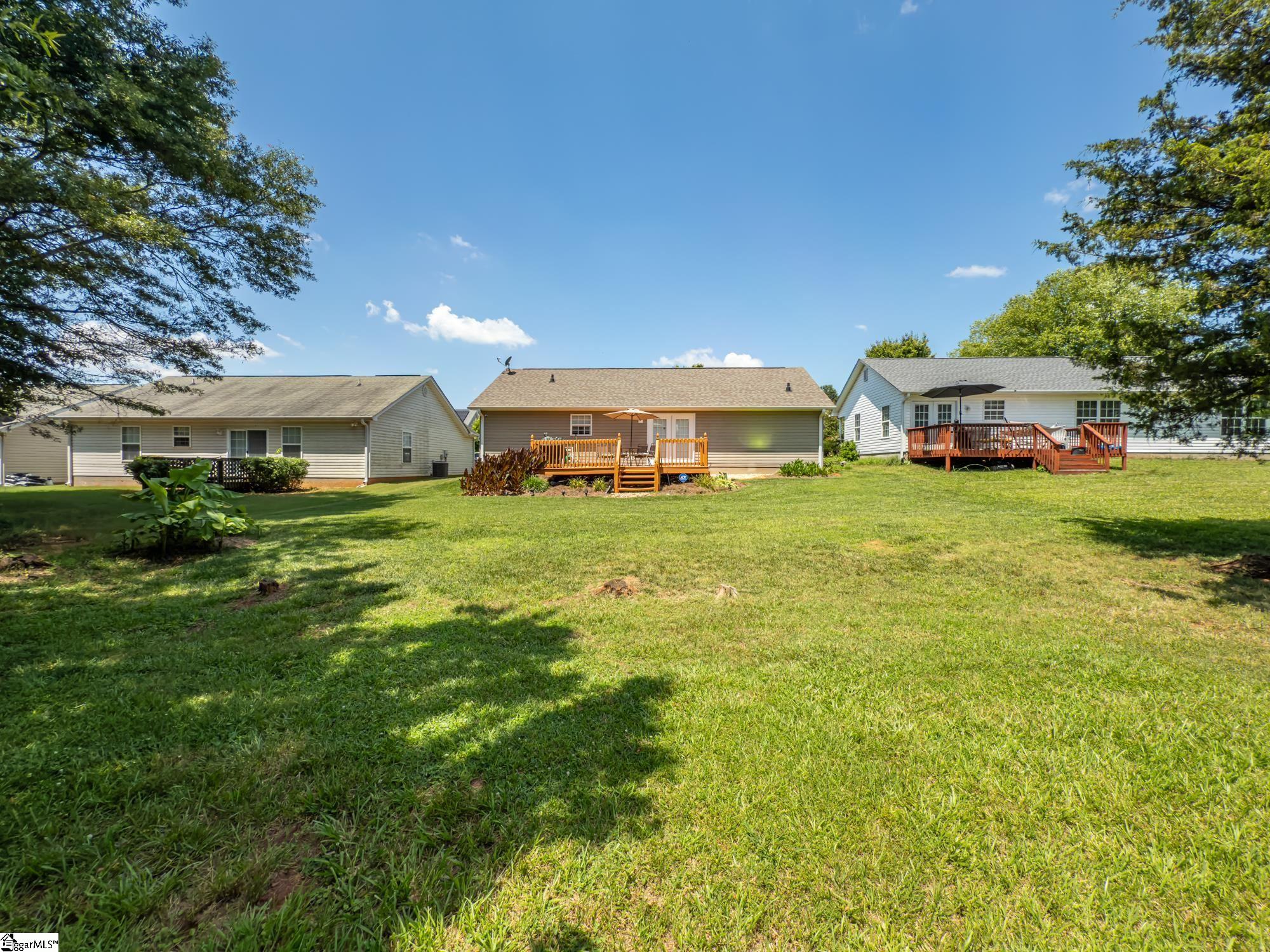 Property image 2 of 361 Split Oak Lane in Woods Creek Crossing, Inman, SC 29346
