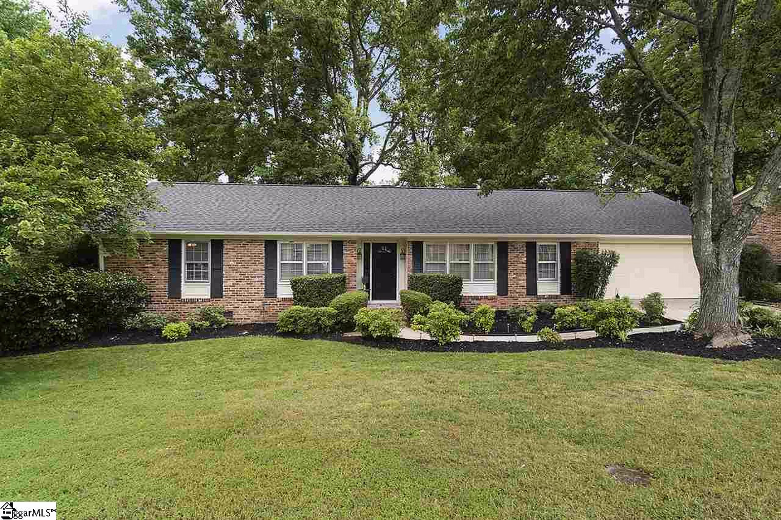 Property image 1 at 111 Crowndale Drive, Taylors, SC 29687