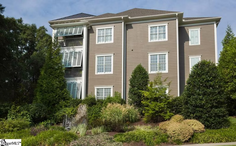 176 Ridgeland Drive
