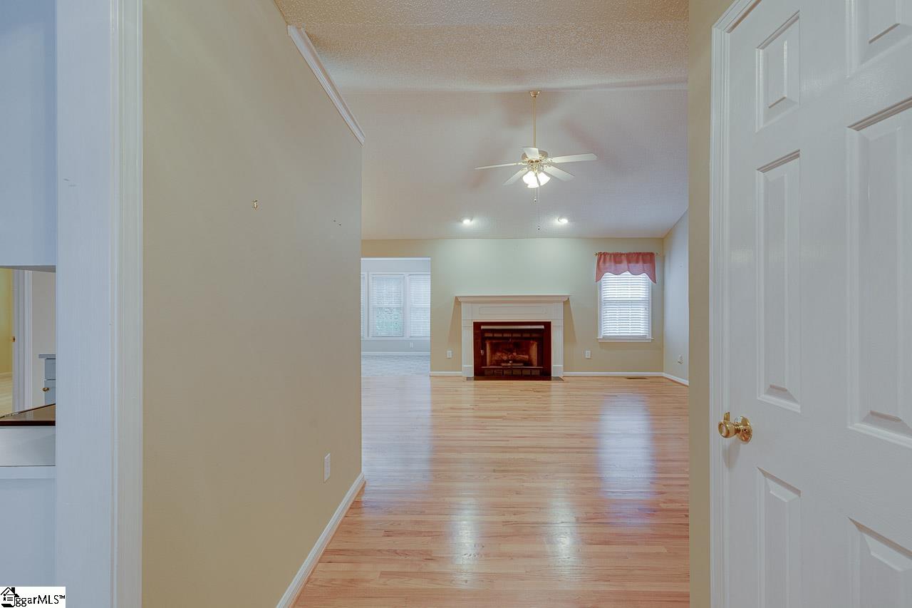Property image 3 of 16 Summer Hill Road in Summerwalk, Simpsonville, SC 29681