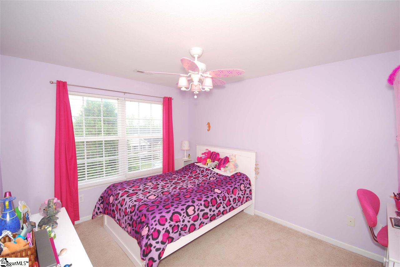 Property image 4 of 418 Lynnell Way in Tyger Shoals, Moore, SC 29369