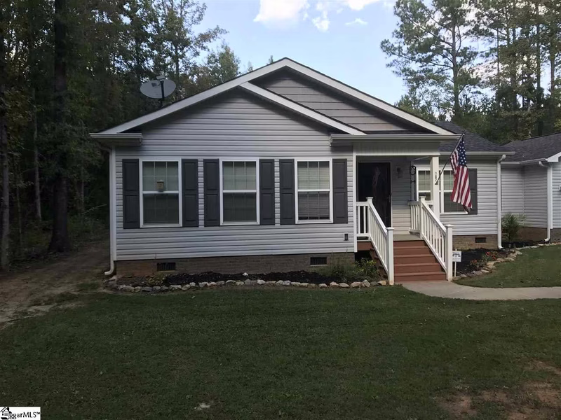 Property image 3 at 107 Sunflower Lane, Clinton, SC 29325