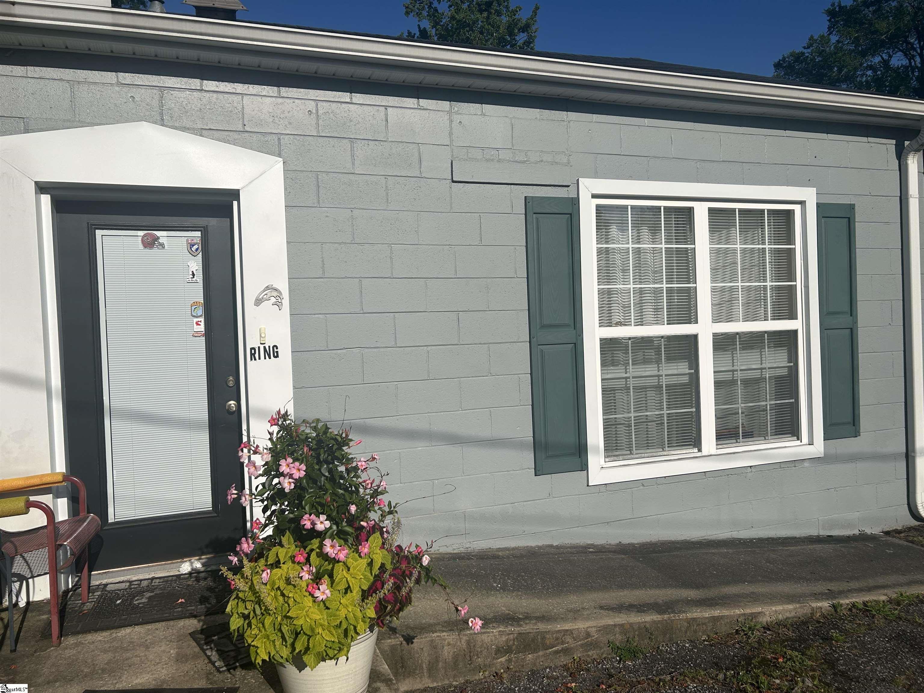 Property image 4 of 101 Elm Street in College View, Clinton, SC 29325