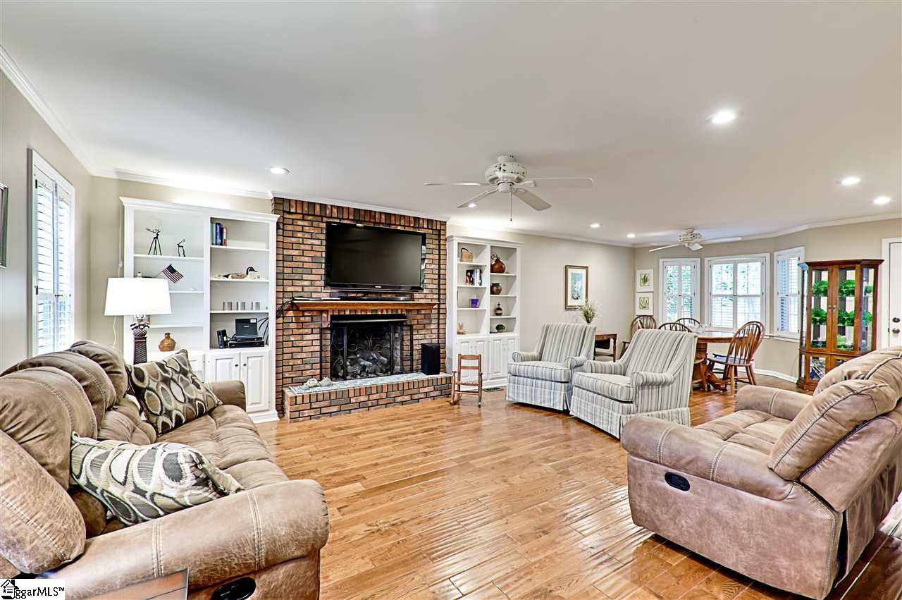 Property image 5 of 116 Wyatt Oaks Court in Wyatt Oaks, Easley, SC 29642