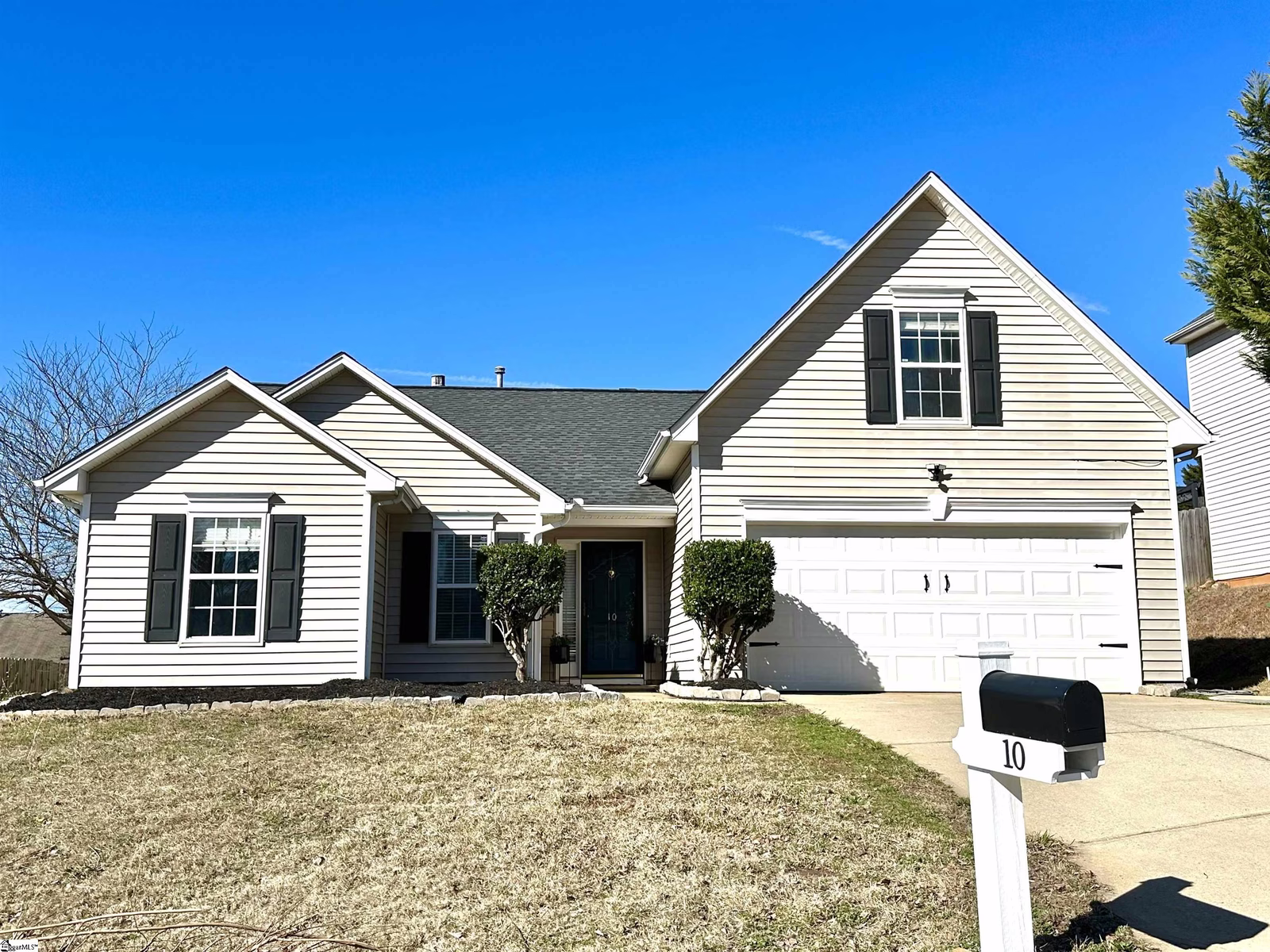 Property image 1 at 10 Crestbrook Drive, Greenville, SC 29607