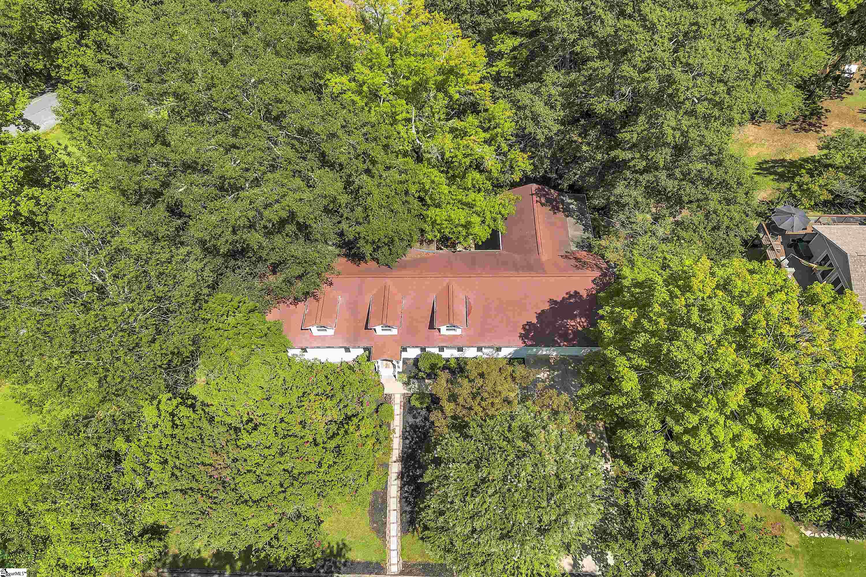 Property image 3 of 236 Donington Drive in Kingsgate, Greenville, SC 29615