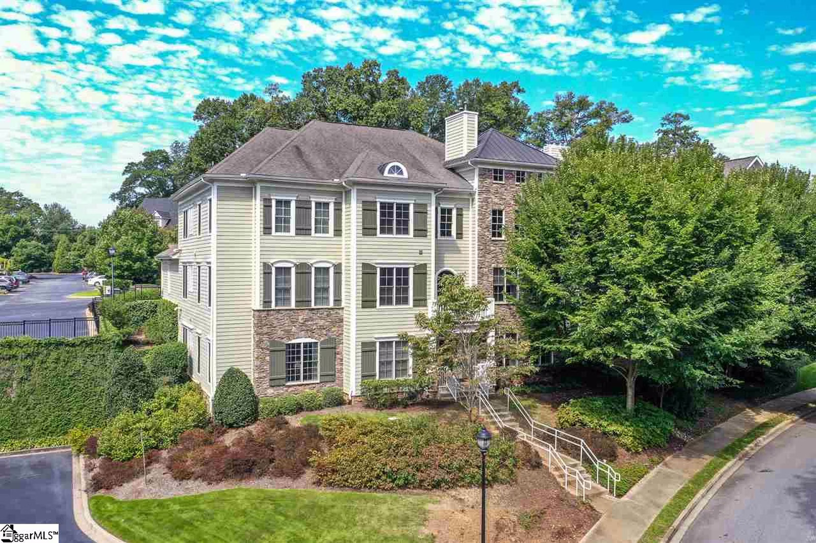 Property image 1 at 123 Sherwood Street, Greenville, SC 29601