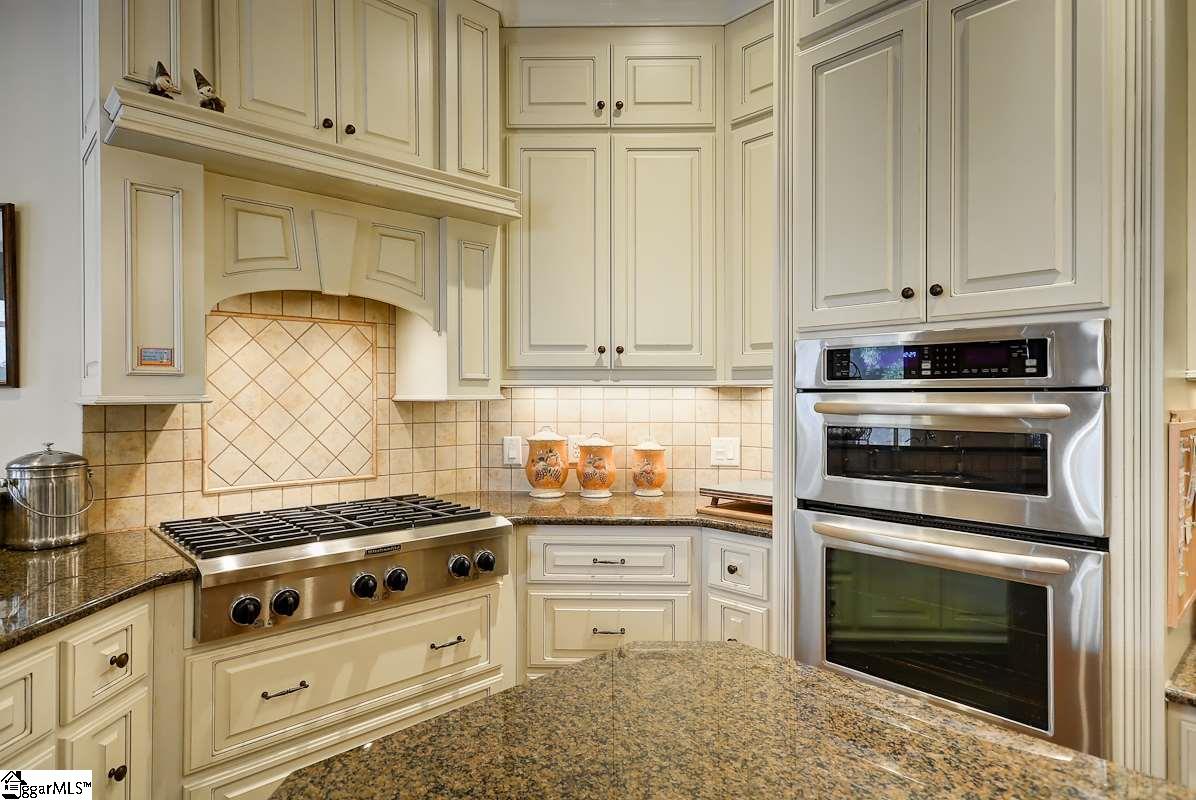 Property image 3 of 1 LONDON Court in Glen Abbey, Greer, SC 29650