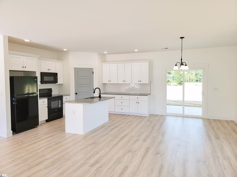 Property image 4 at 207 Essex Drive, Clinton, SC 29325