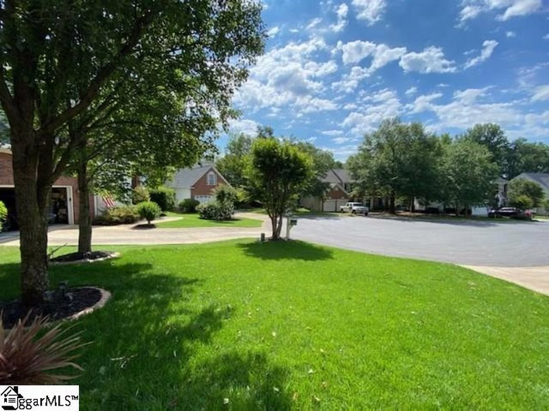 Property image 2 at 209 N Antigo Court, Greer, SC 29650