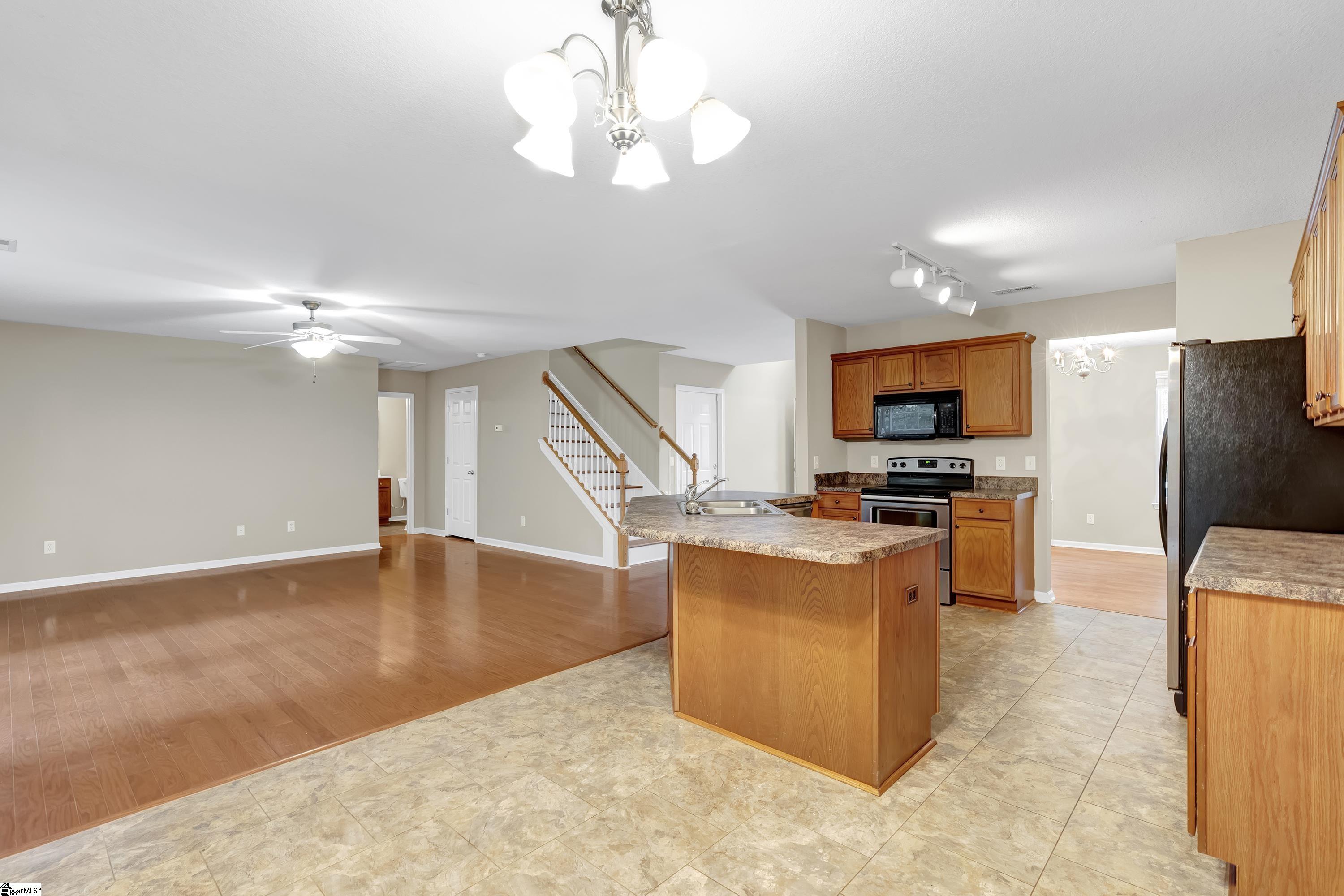 Property image 2 of 340 Faulkner Drive in Tyger Shoals, Moore, SC 29369
