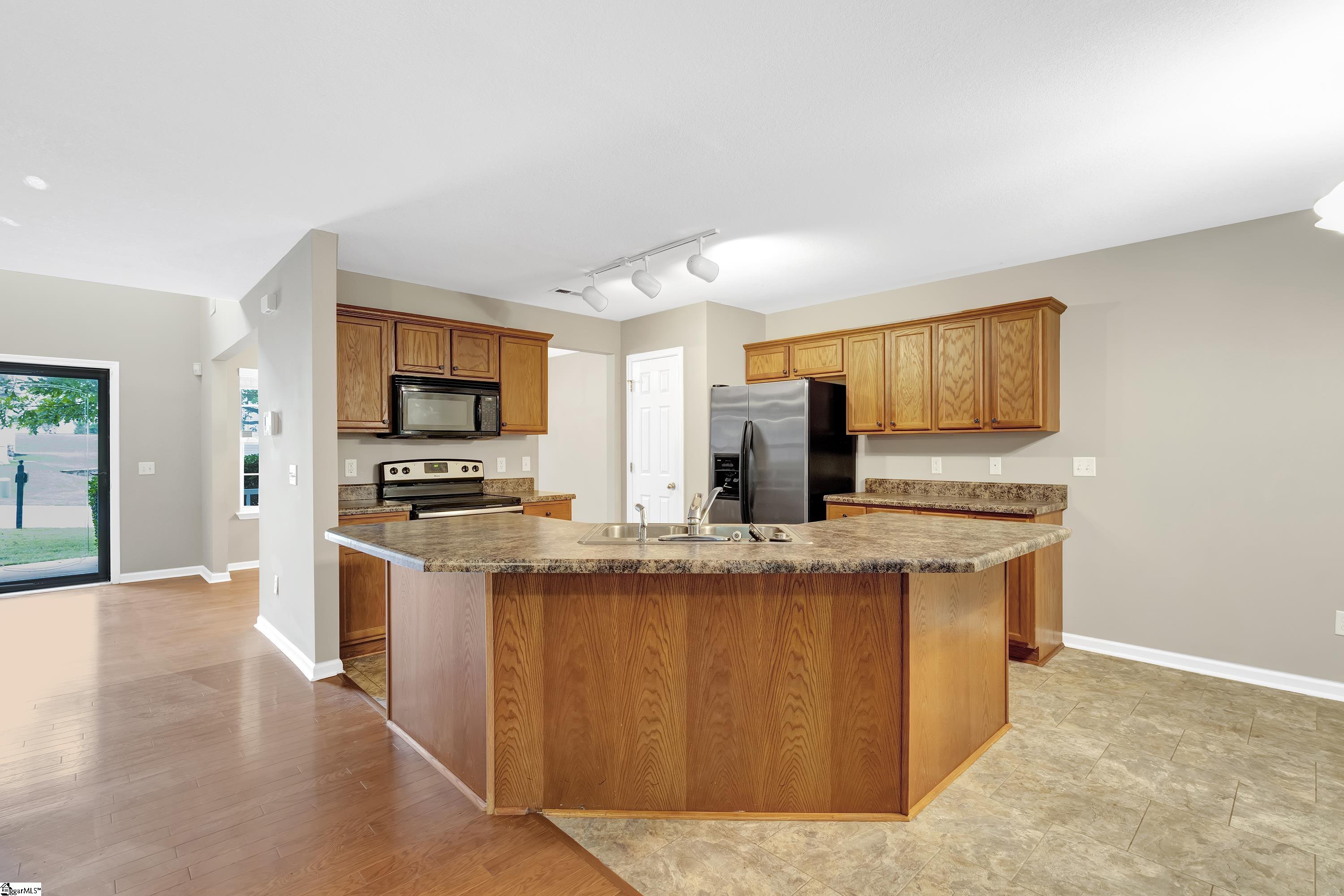 Property image 3 of 340 Faulkner Drive in Tyger Shoals, Moore, SC 29369