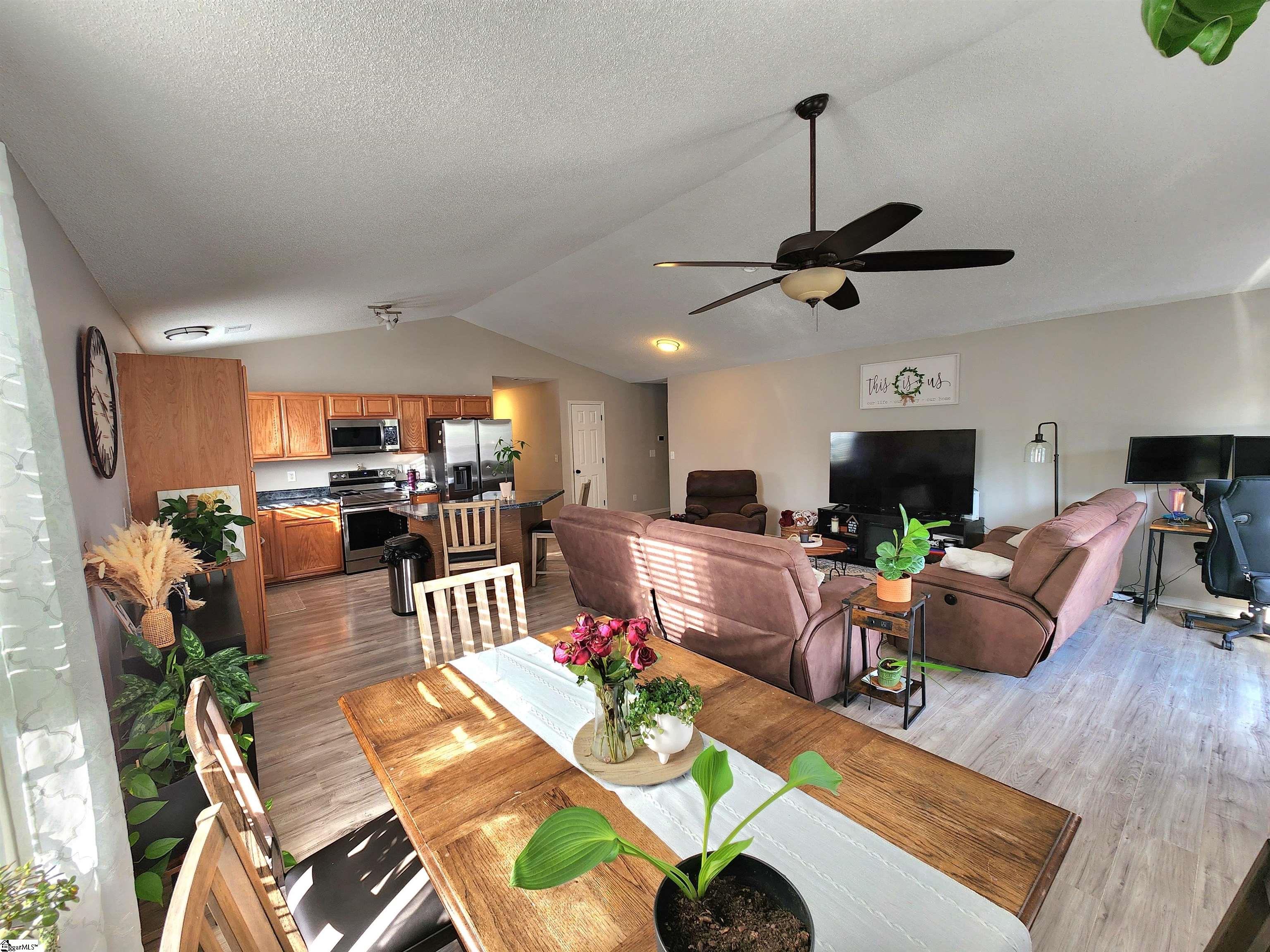 Property image 4 of 237 Ashley Danielle Drive in Duncan Station, Duncan, SC 29334