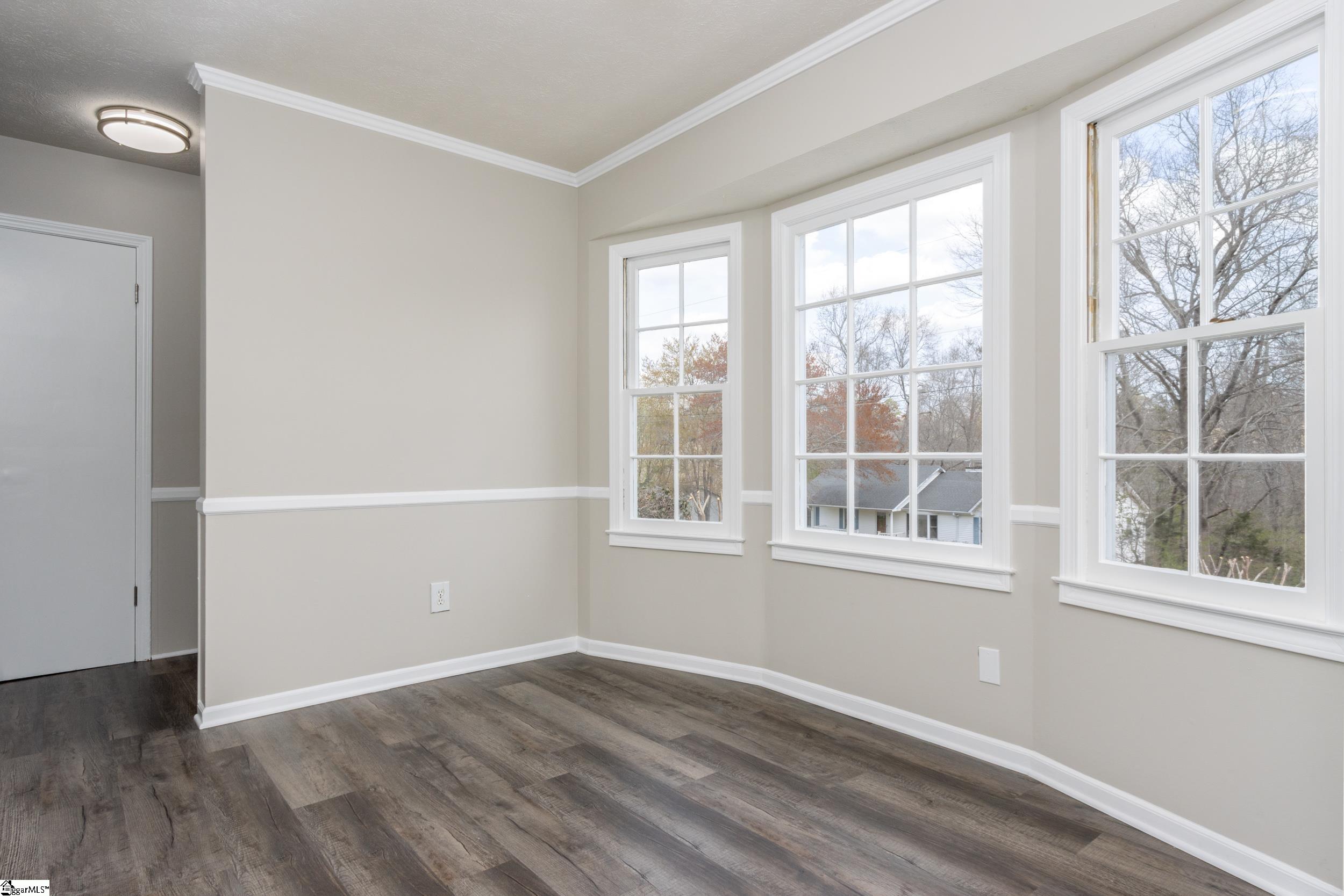 Property image 4 of 104 N CELESTIAL Drive in Crestview Hills, Greer, SC 29651