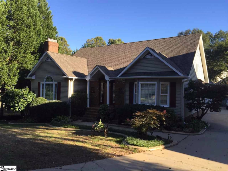 Property image 2 at 112 LeGrae Lane, Taylors, SC 29687