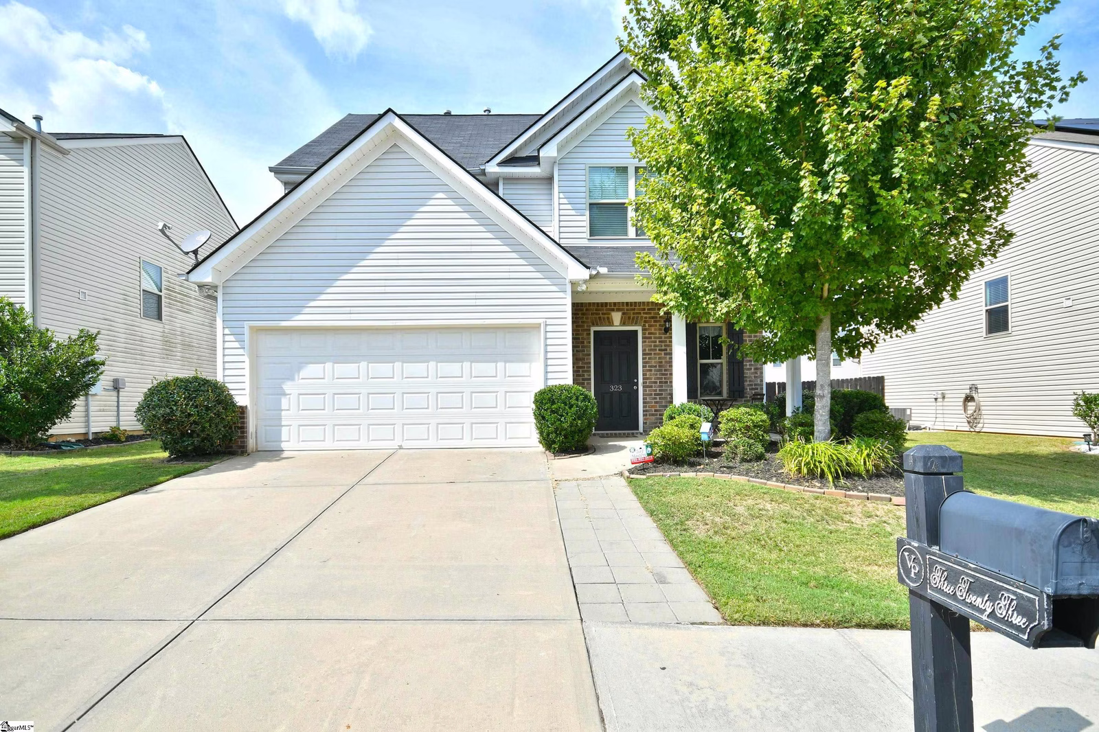 Property image 1 at 323 Barrett Chase Drive, Simpsonville, SC 29680