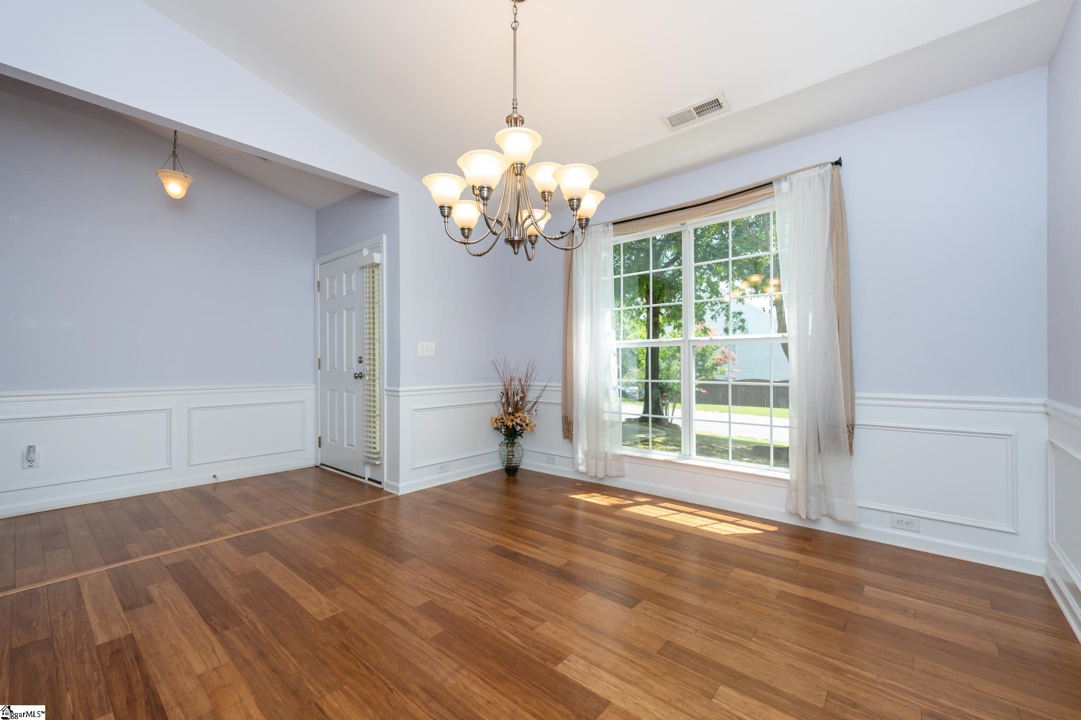 Property image 2 of 300 Appleton Lane in The Grove, Mauldin, SC 29662
