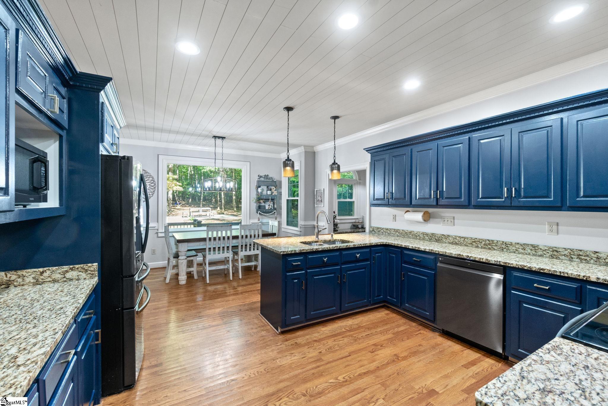 Property image 3 of 37 Keenan Creek Way in Fox Hollow Farm, Simpsonville, SC 29680