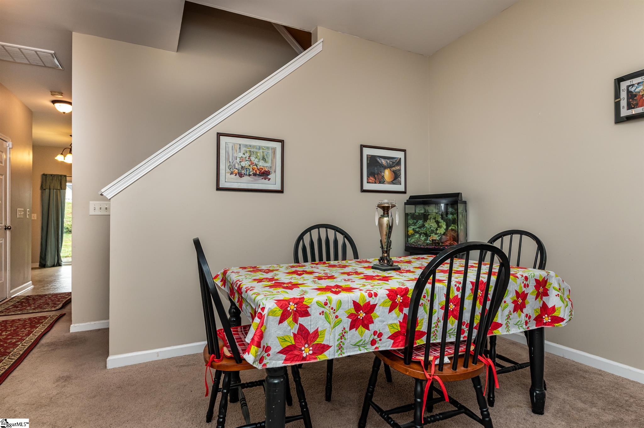 Property image 4 of 225 W Camelton Drive in Reidville Crossing, Woodruff, SC 29388