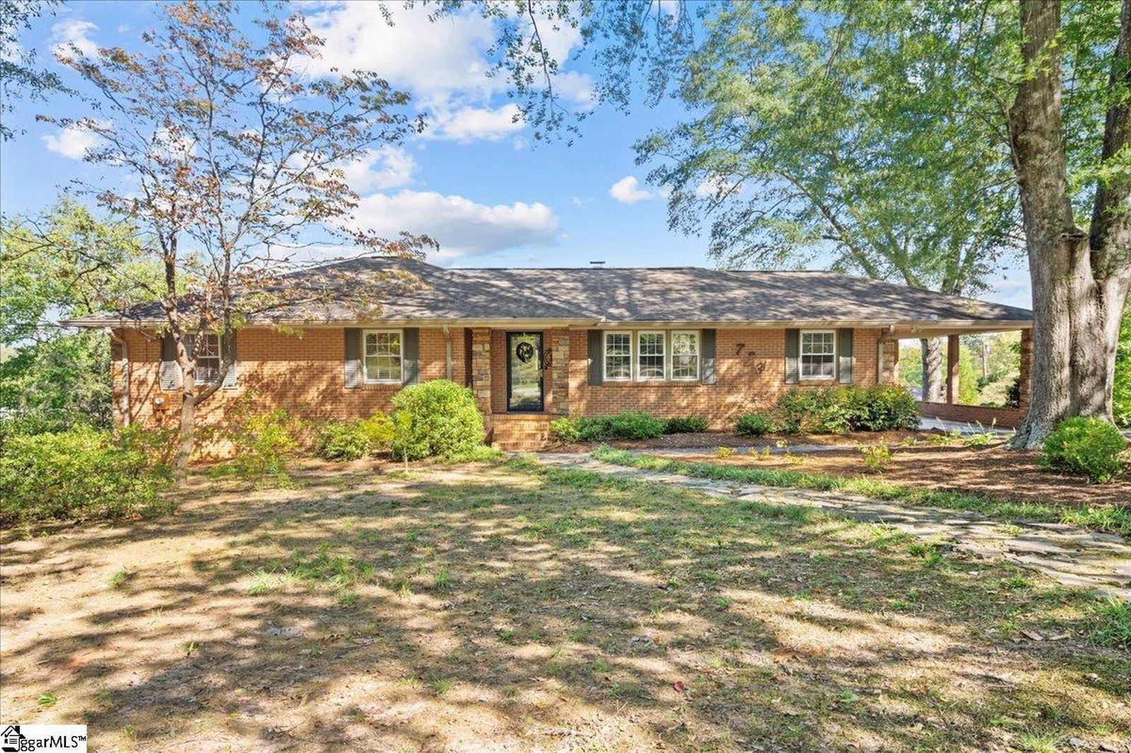Property image 1 at 723 Richbourg Road, Greenville, SC 29615