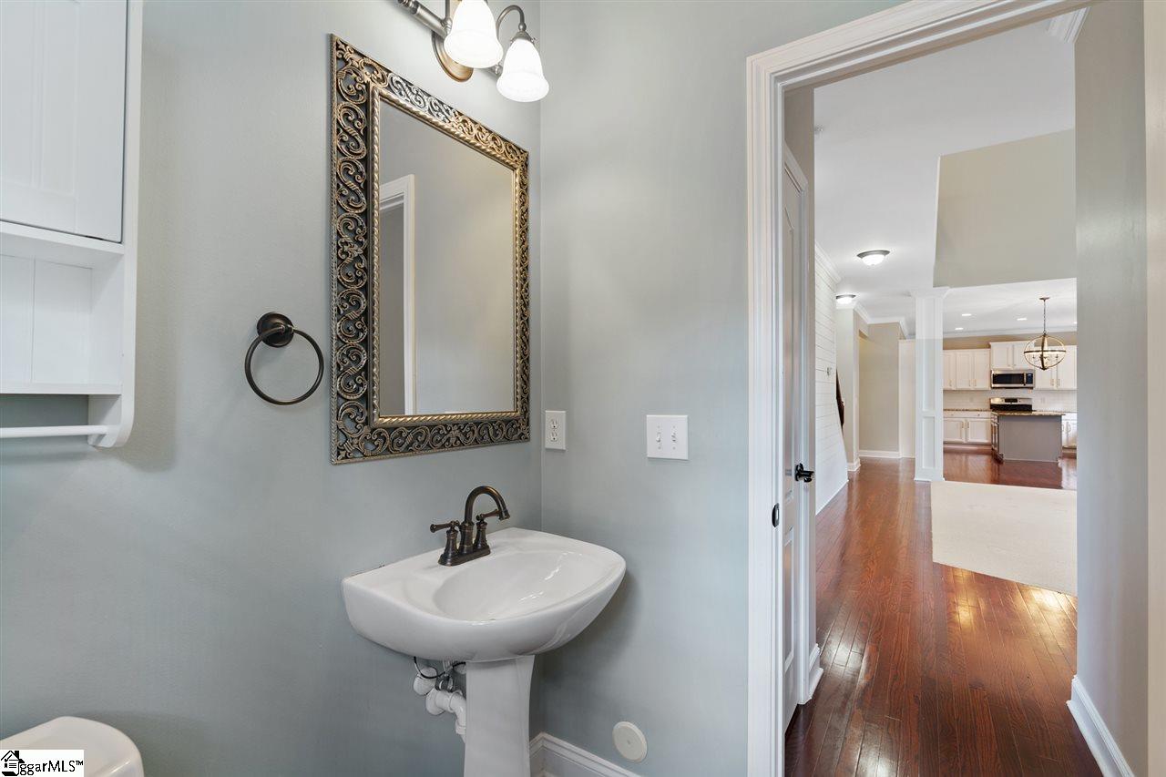 Property image 5 of 256 Strasburg Drive in Shenandoah Farms, Simpsonville, SC 29681